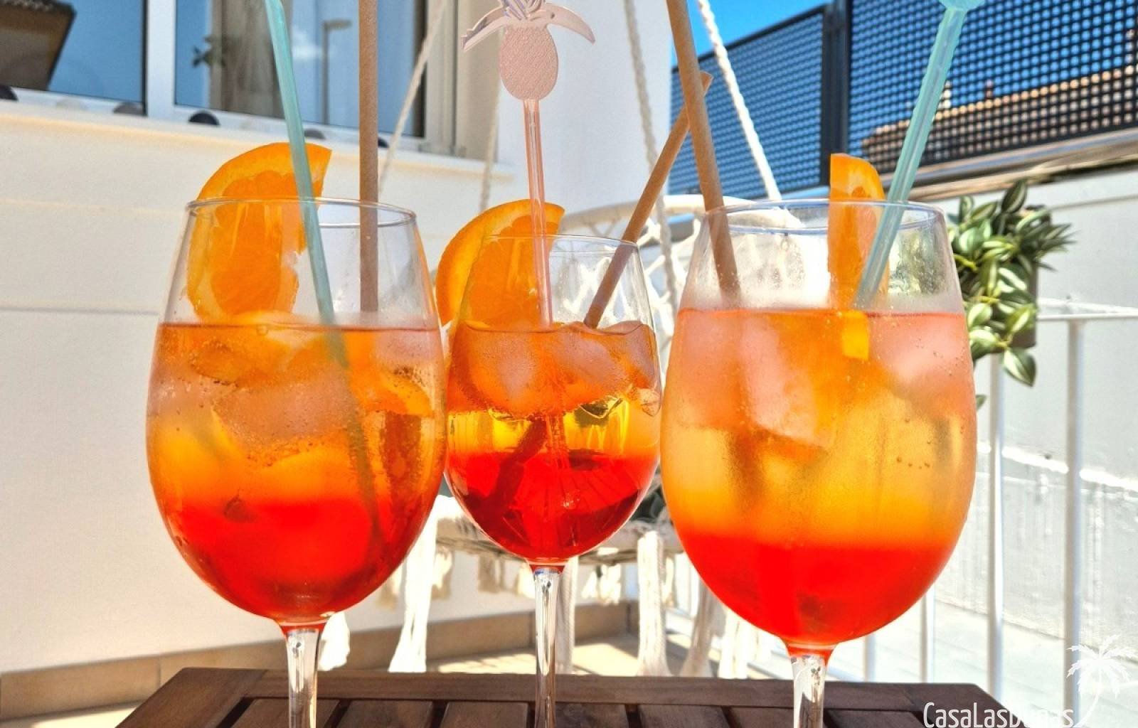 Willkommen im Casa Bajo el Sol! Dieses schöne Haus ist ein idealer Urlaubsort für alle, die Komfort und Bequemlichkeit suchen. Charmantes Einfamilien