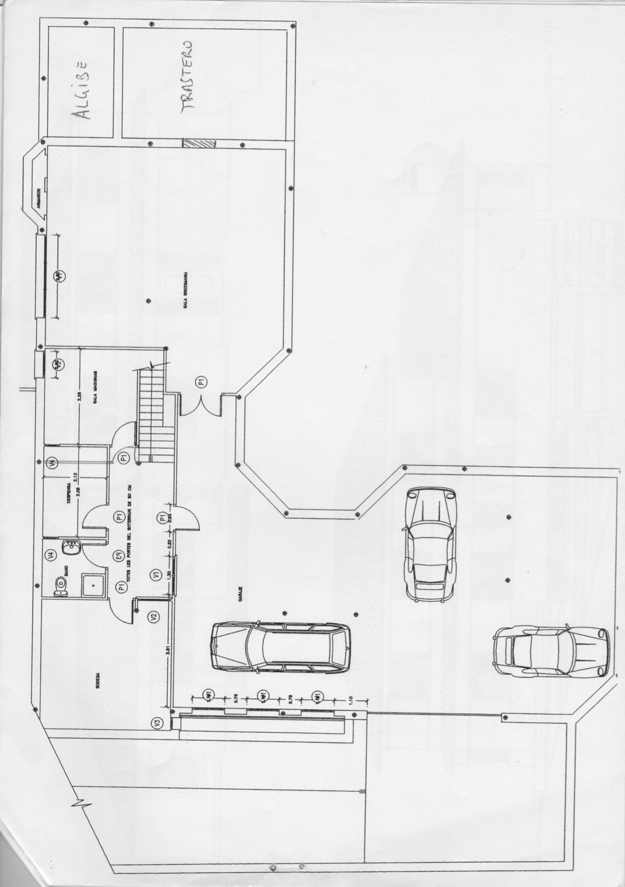 Exquisite modern-klassische Residenz mit Touristenlizenz, Energieausweis B und besonderen Merkmalen, die von David Marshall entworfen wurden, alle mit