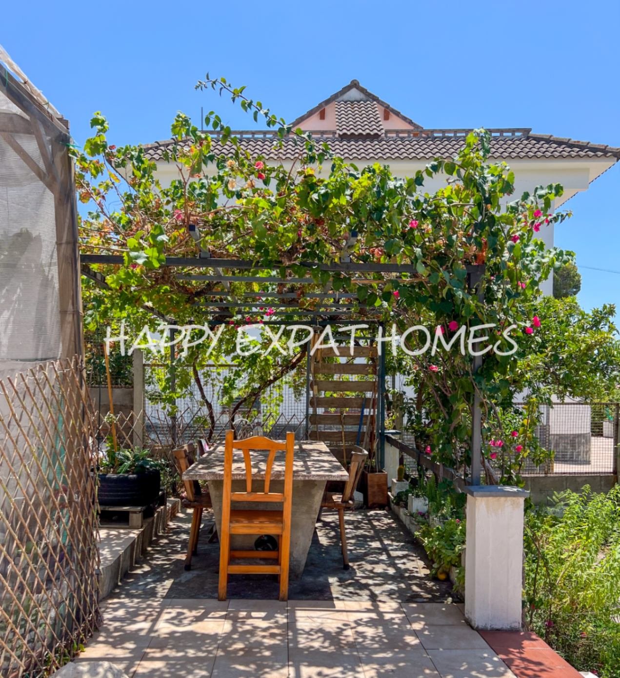 Für ein Paar oder eine alleinstehende Person, die das Leben in der Natur liebt und auf der Suche nach einem ganz besonderen und gemütlichen Ort ist, i