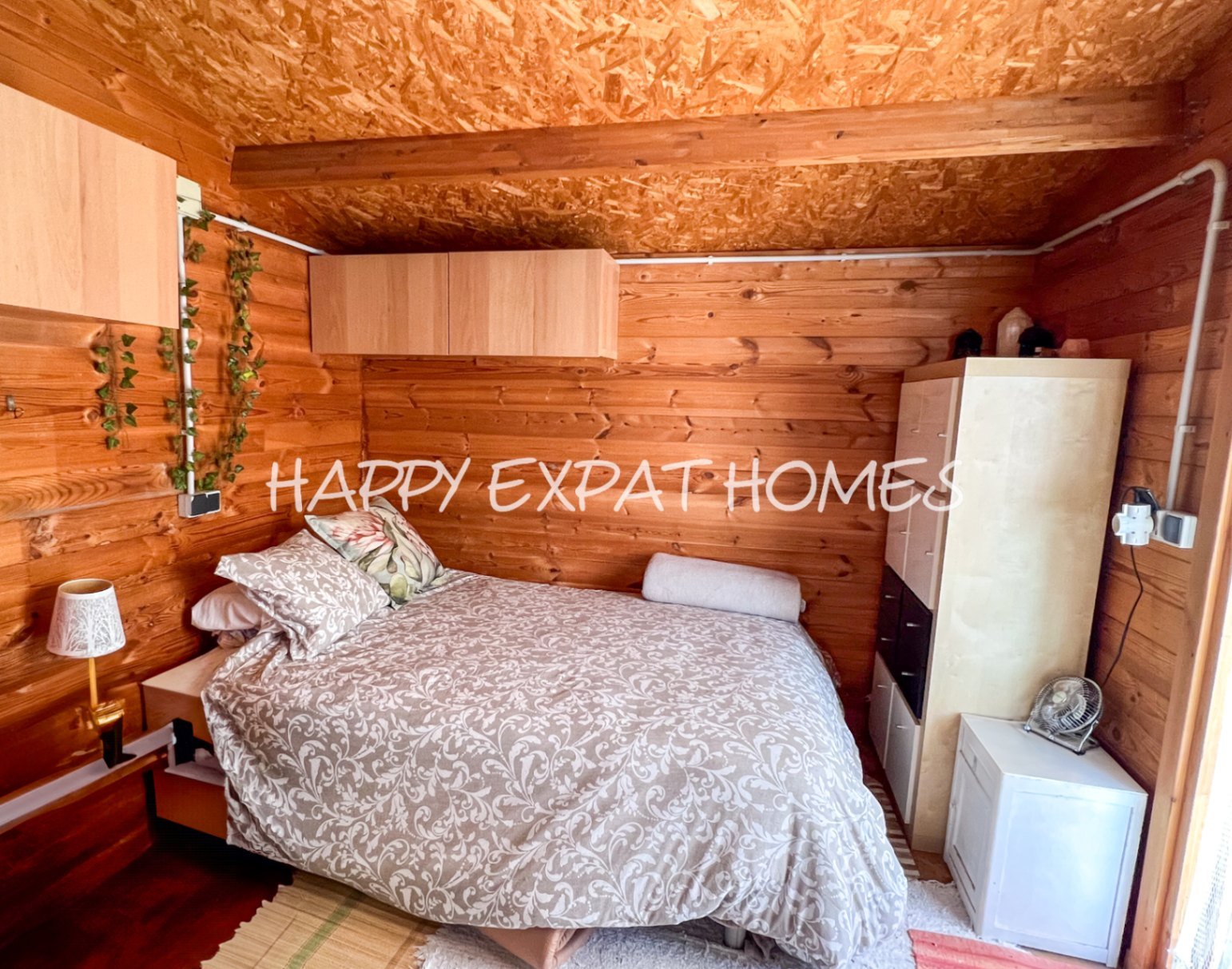 Für ein Paar oder eine alleinstehende Person, die das Leben in der Natur liebt und auf der Suche nach einem ganz besonderen und gemütlichen Ort ist, i