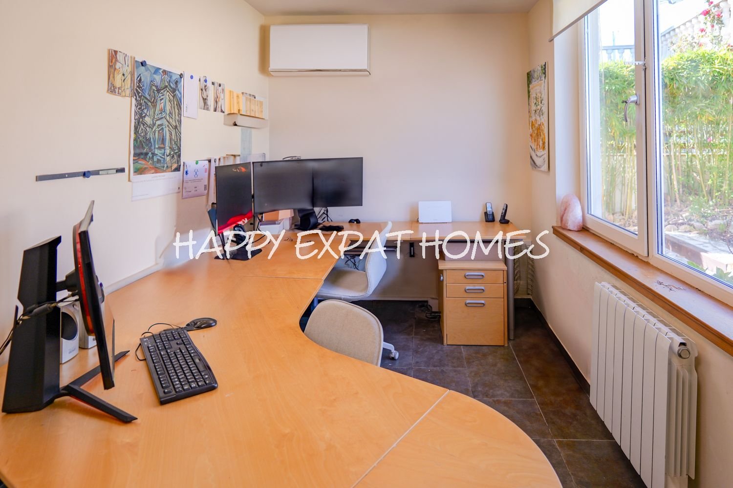 Geräumige Villa mit Gästeapartment und Pool in Olivella – CAN SURIA (Sitges Hills)
Dieses große Haus mit 475 m² befindet sich in der ruhigen Urbanisat