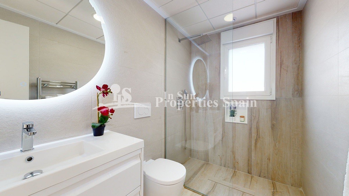 *Werden Sie noch heute Mitglied im 1 % CLUB! Kaufen Sie diese Immobilie und erhalten Sie einen Geschenkgutschein!*
Exklusive neue Wohnanl