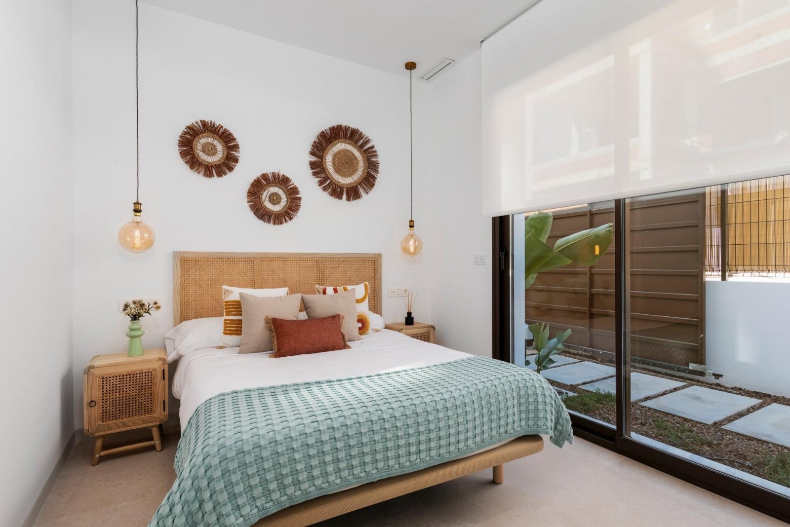 Neue Villen und Wohnungen in Los Alcázares
Entdecken Sie eine neue Wohnanlage in Los Alcázares, Murcia, mit 16 modernen Apartments und P