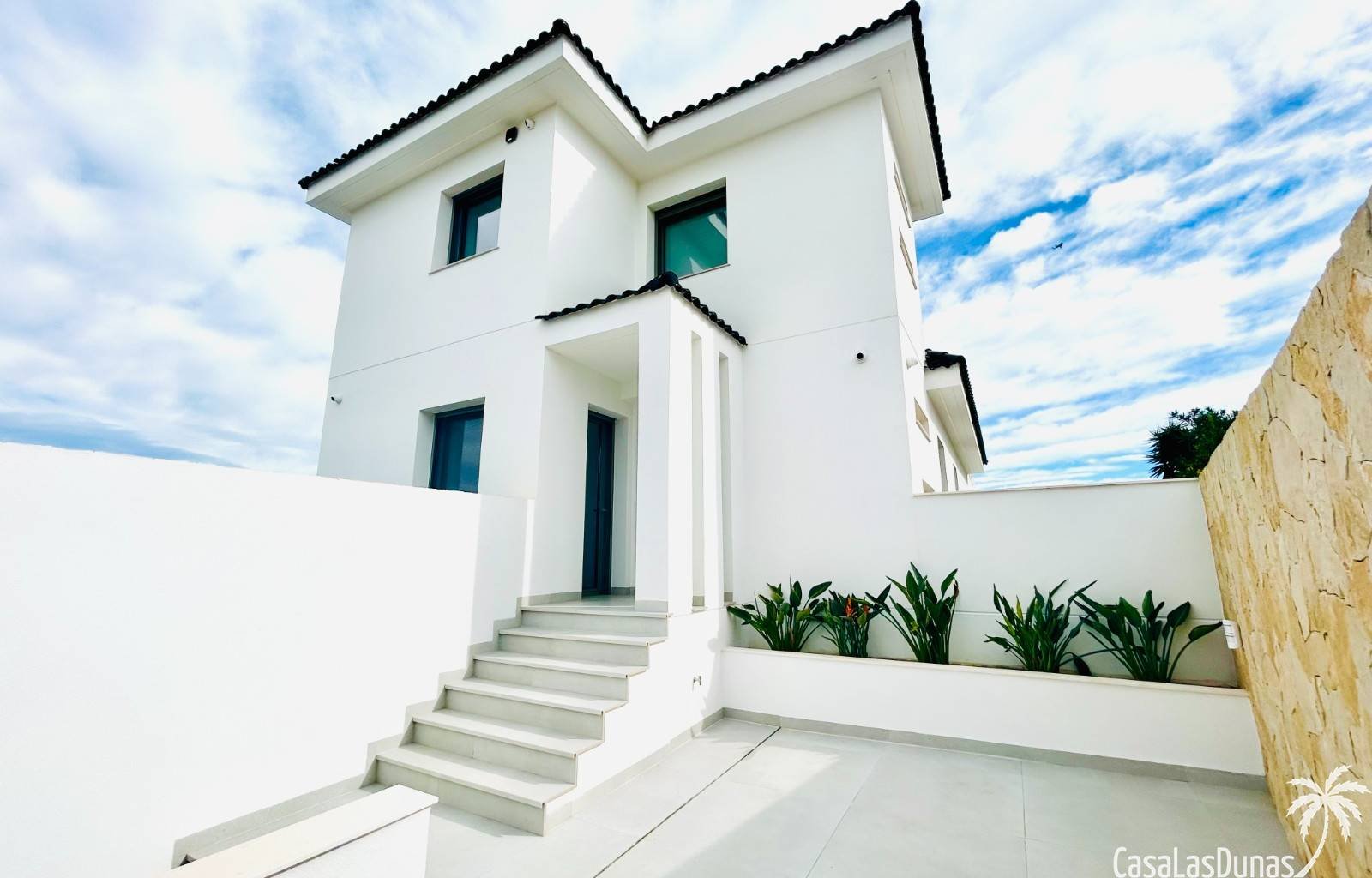 Luxusvilla-Schlüssel bereit!
 Komplett möblierte Villa in wunderschöner Lage in Ciudad Quesada. Diese Villa bietet einen wunderschönen Blick auf die