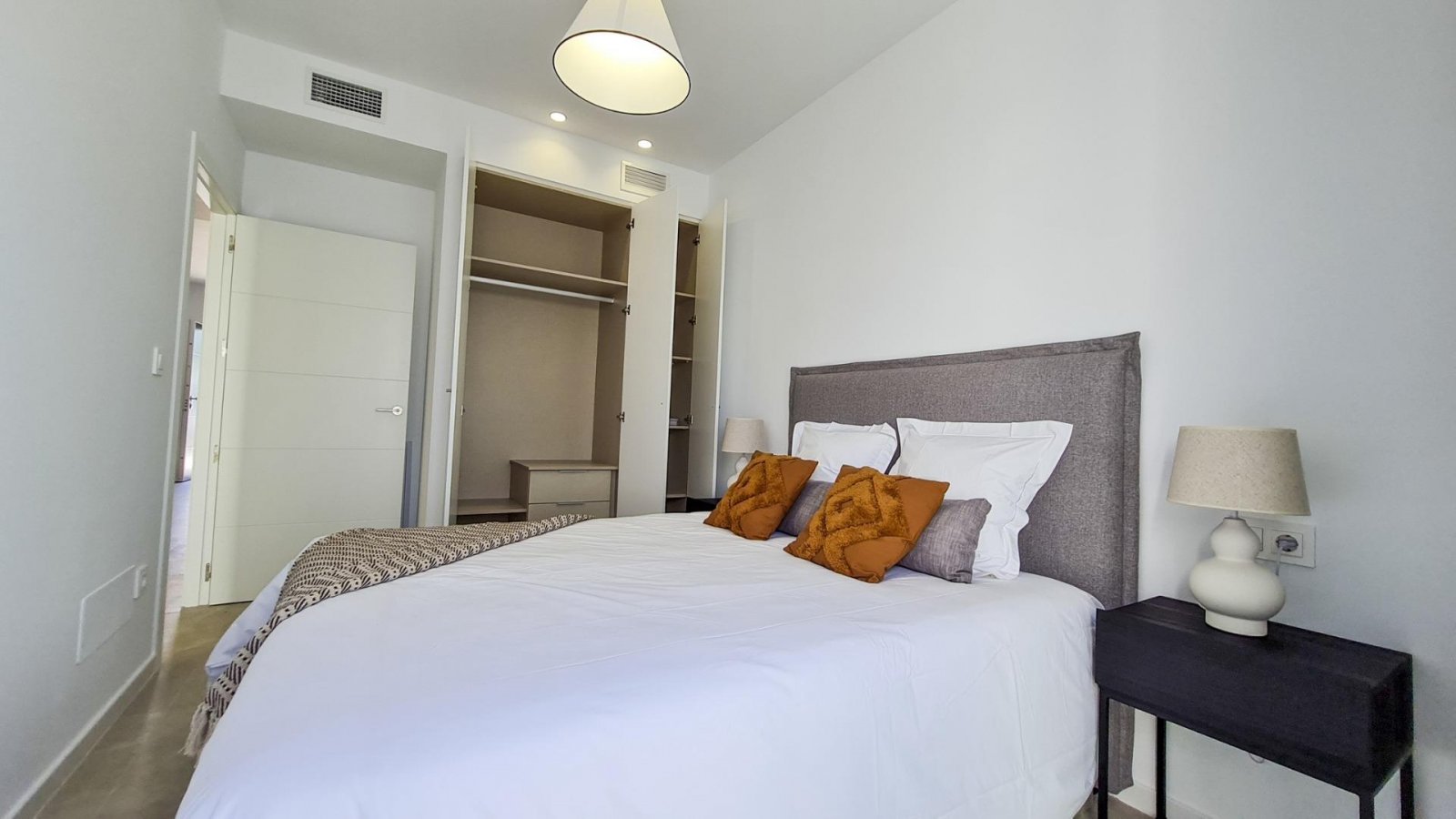 NEUBAU VILLEN IN SAN PEDRO DEL PINATAR -  **SONDERANGEBOT - PREIS INKLUSIVE KLIMAANLAGE **
Neues Projekt mit Villen und Reihenhäusern in