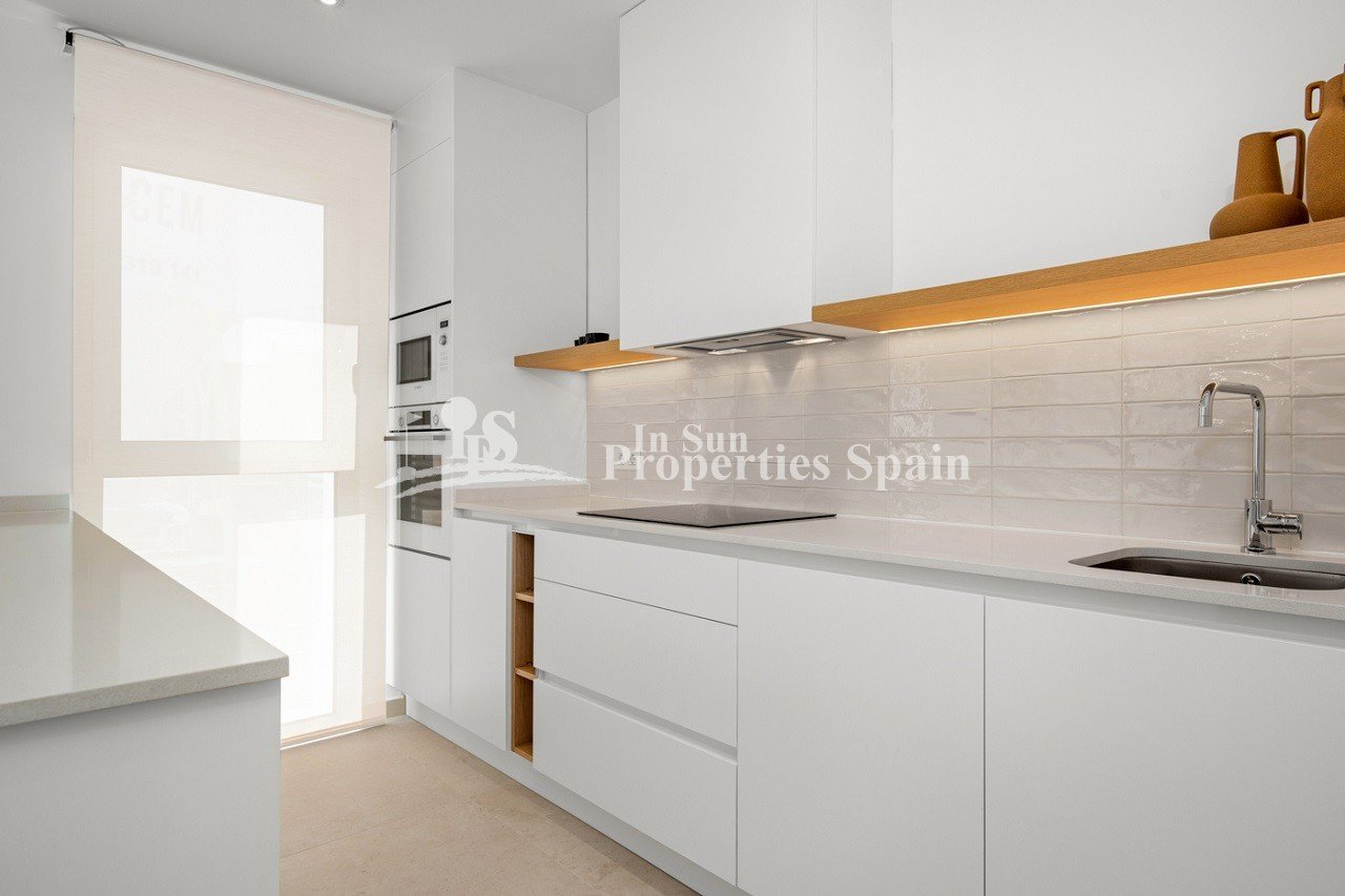 NEUBAU VILLEN IN BENIJOFAR Neubau einer Wohnanlage mit Villen in Benijofar. Neubau Villen im modernen Stil mit offener Küche und Wohnbere