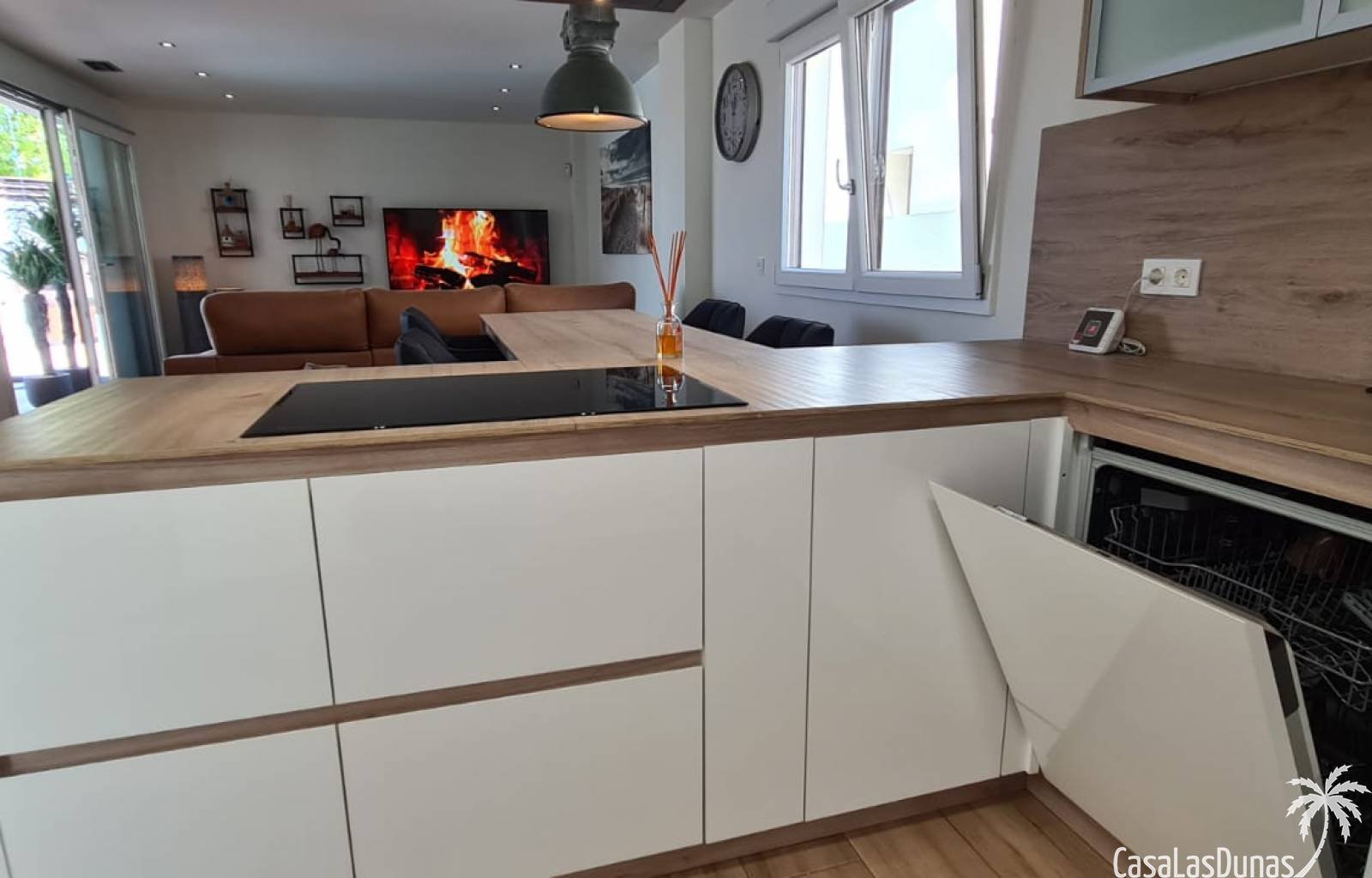 !!Modernes neues Haus zum Weiterverkauf!! Der Vorteil hierbei ist, dass Sie ein relativ neues Haus kaufen, das bereits schlüsselfertig ist und das Si