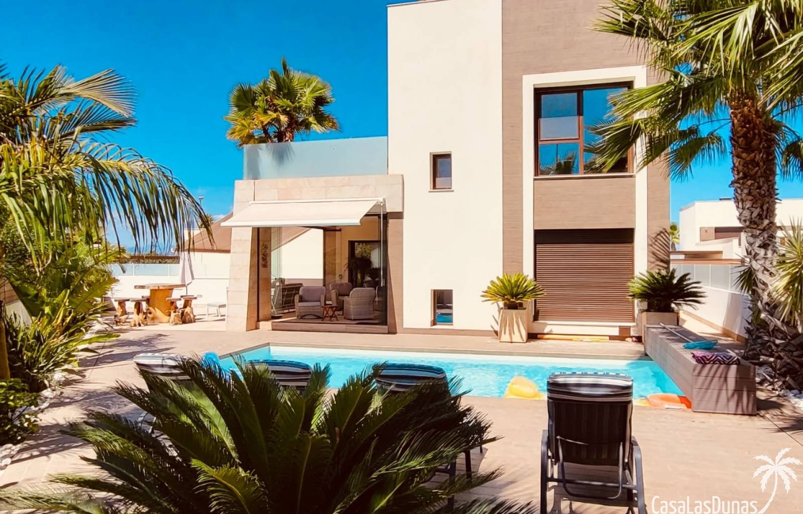 !!Modernes neues Haus zum Weiterverkauf!! Der Vorteil hierbei ist, dass Sie ein relativ neues Haus kaufen, das bereits schlüsselfertig ist und das Si