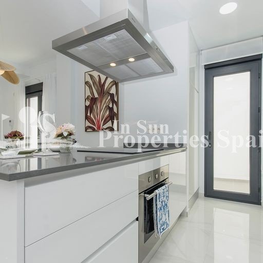 NEUBAU LUXUS-VILLA IN VISTABELLA GOLF RESORT -  - SONDERANGEBOT NUR FÜR BEGRENZTE ZEIT!
*** BELEUCHTUNG + DUSCHWÄNDE + GERÄTEPAKET KOSTEN