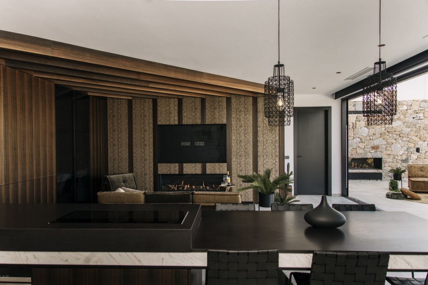 FANTASTISCHE EXKLUSIVE VILLA IN ROJALES MIT PRIVATEM POOL UND GARTEN mit Meerblick.
Diese Villa mit einzigartigem und exklusivem Design