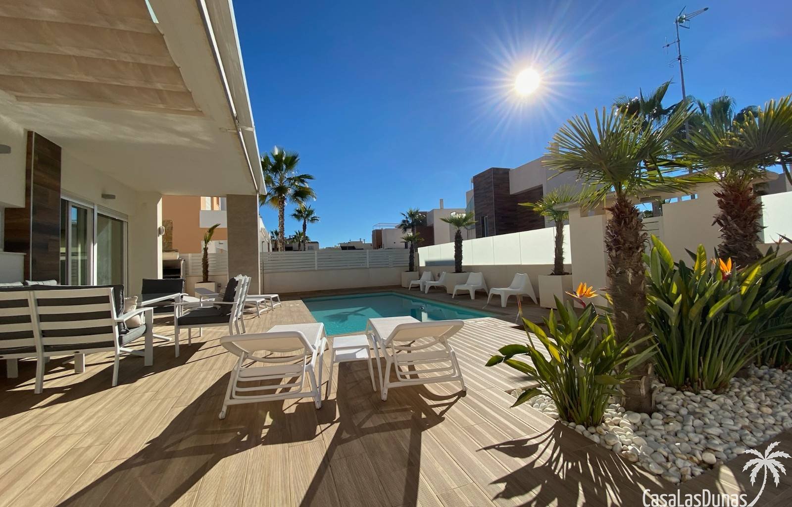 Villa Alegria ist das ideale Reiseziel für einen unvergesslichen Urlaub. Schon beim Betreten des geschmackvoll eingerichteten Wohnzimmers werden Sie