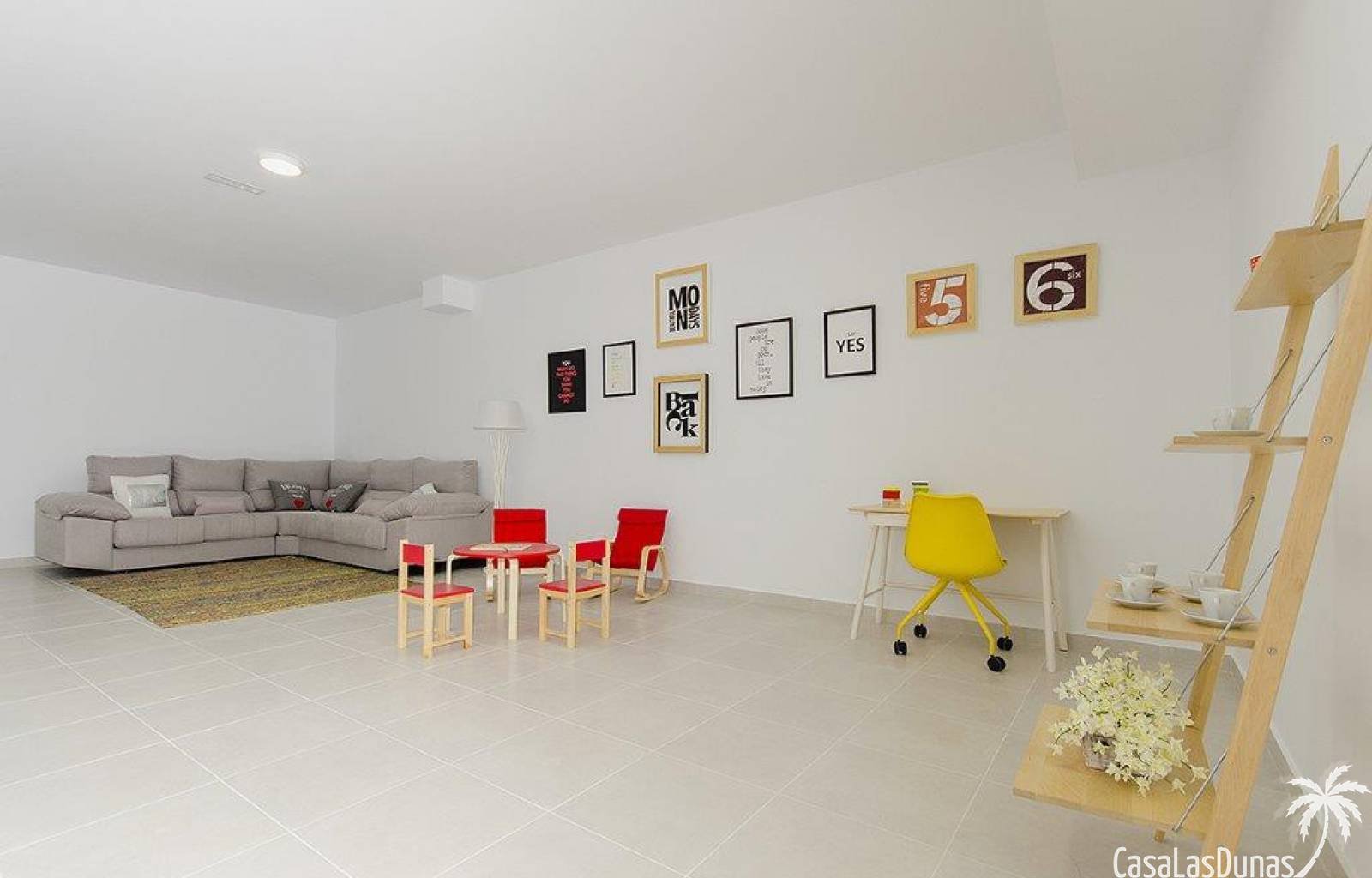  Diese Residenz, bestehend aus 16 einzelnen Villen, befindet sich derzeit im Bau, nur 3 Gehminuten von den hervorragenden Sandstränden von Mar Menor e