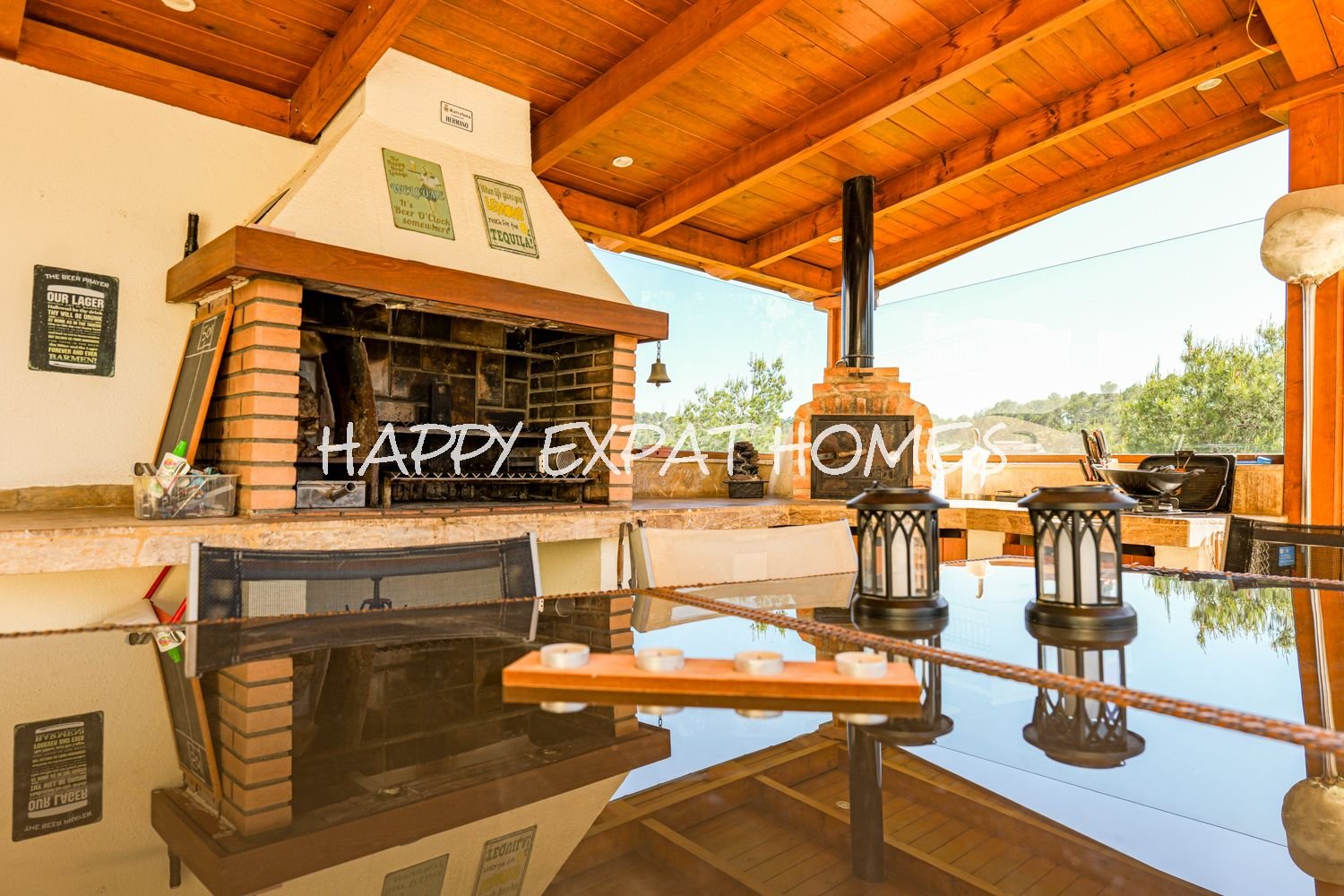 Geräumige Villa mit Gästeapartment und Pool in Olivella – CAN SURIA (Sitges Hills)
Dieses große Haus mit 475 m² befindet sich in der ruhigen Urbanisat