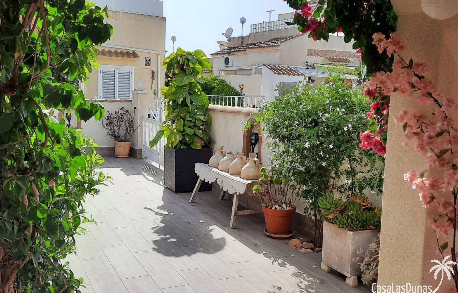  
Wenn Sie auf der Suche nach einem idealen Feriendomizil sind, in dem Komfort und Luxus Hand in Hand gehen, dann ist Casa Flamenca die ideale Wahl fü