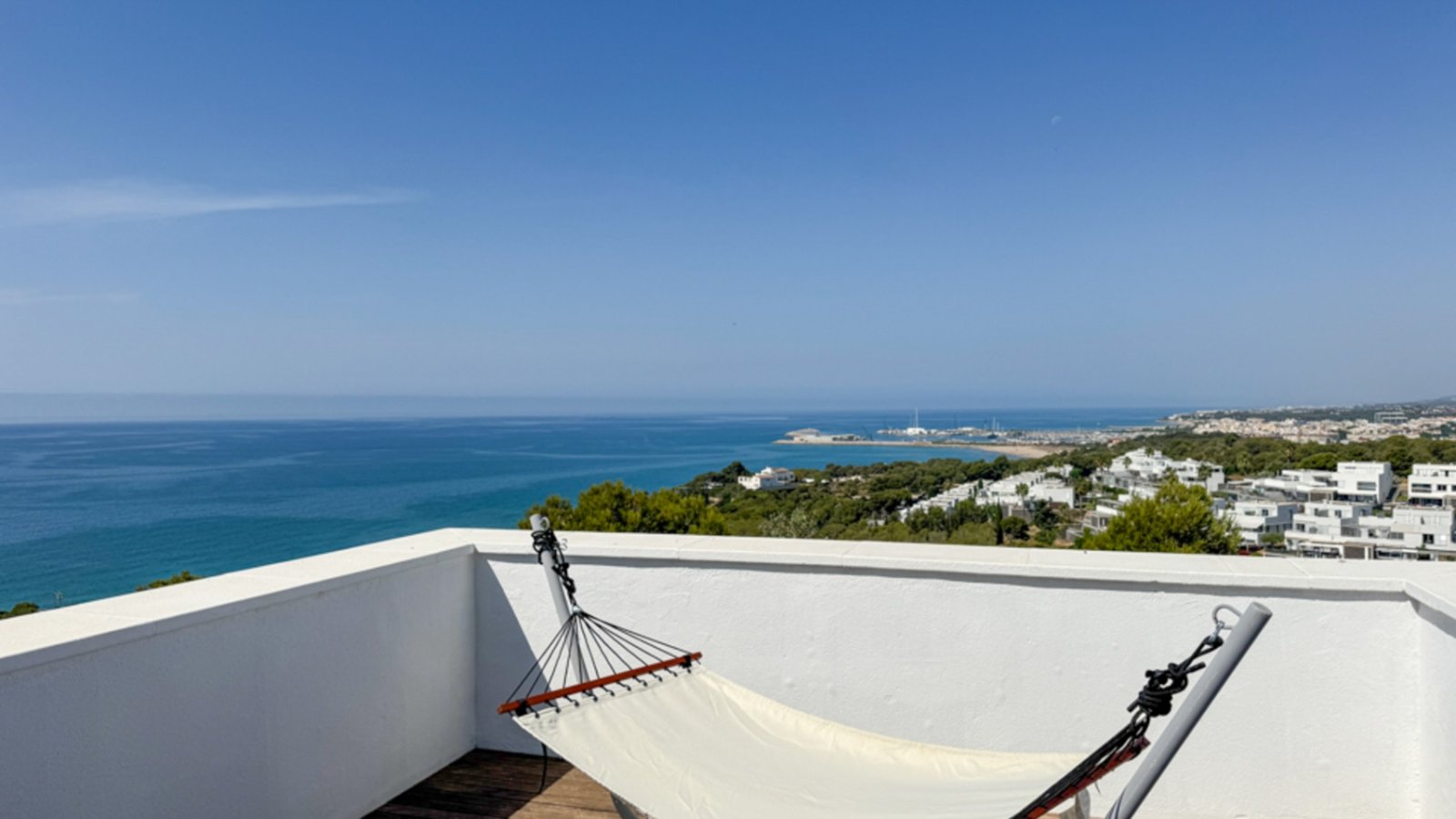 Modernes Duplex mit fantastischem Meerblick und großzügigem Außenbereich – Casas del Mar
Dieses fantastisches und einmaliges 230 m² (gebaut) große Dup