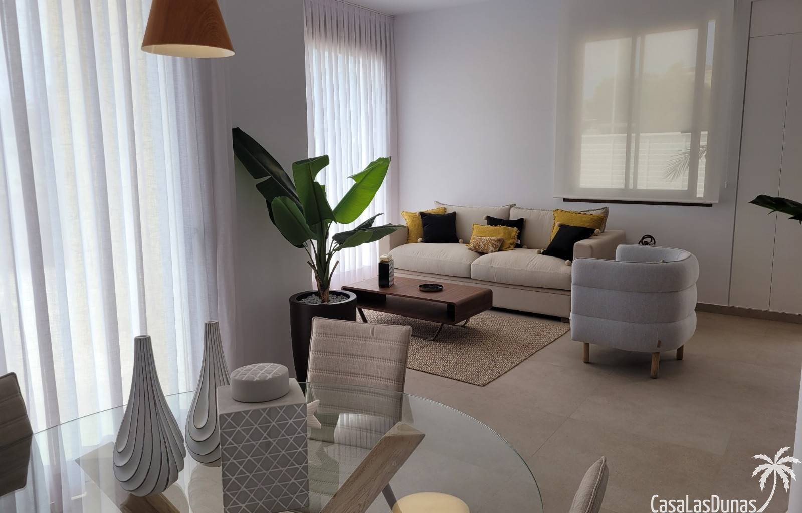 In dieser wunderschönen Villa am Strand atmen Sie das Meer, die Wärme, aber vor allem die Fantasie und Ruhe. Es ist nur 200 Meter (!) von einem wunde