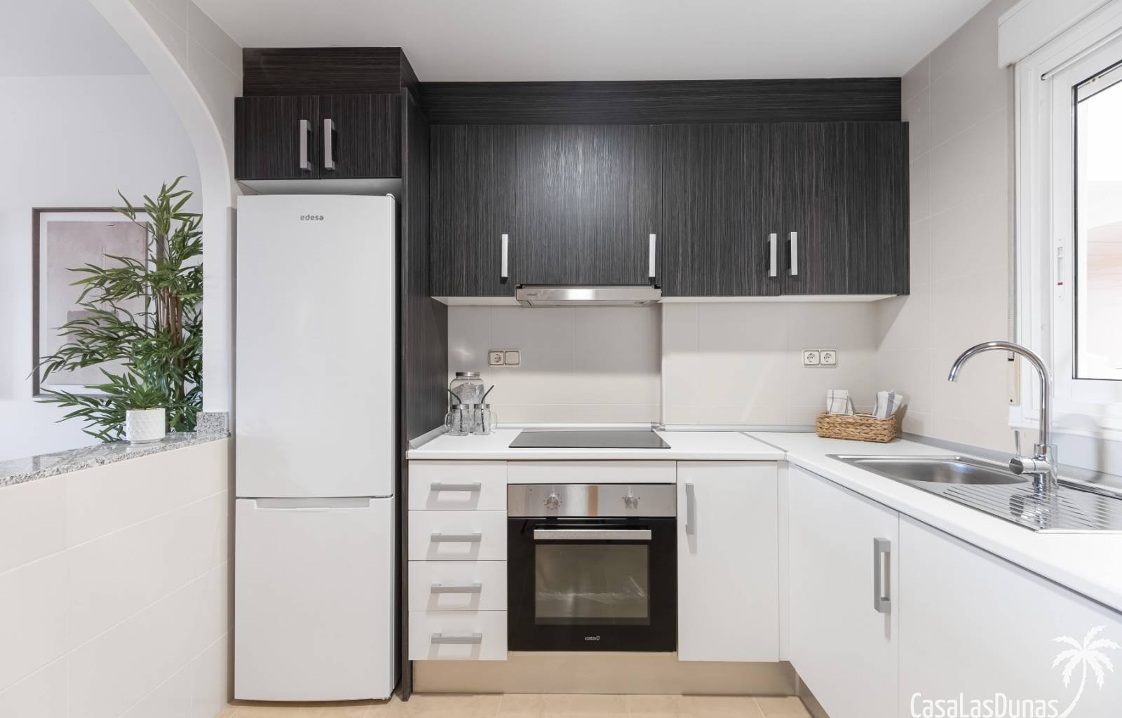 Diese charmanten spanischen Apartments liegen nur 2 Kilometer vom Sandstrand von Campoamor entfernt. Sie bieten Modelle mit einem oder zwei Schlafzim