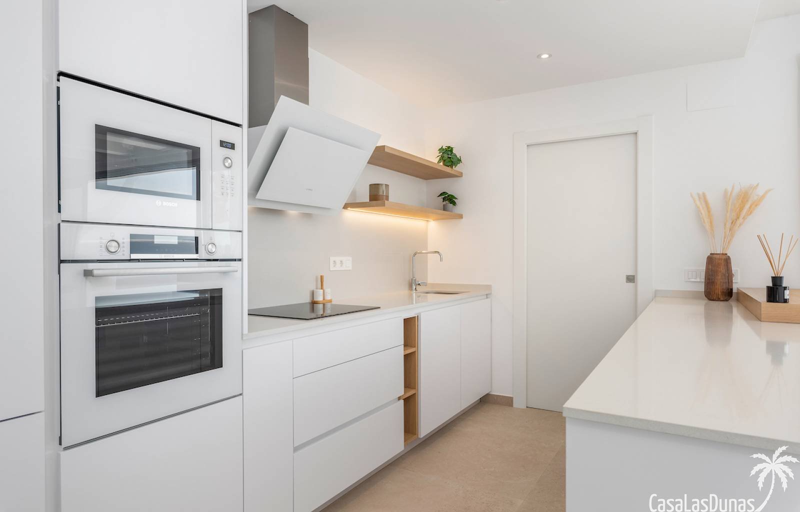 Dieses neue Villenprojekt befindet sich in Herrada. Diese Villen sind modern und geräumig und bieten viel natürliches Licht. Jede Villa verfügt über