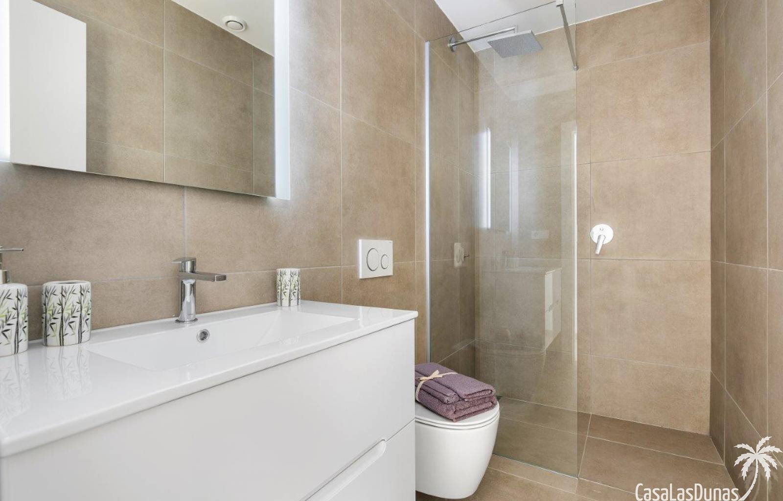 Dieses moderne und erfolgreiche Projekt wird bereits phasenweise auf verschiedenen Grundstücken in der Stadt Pilar de la Horadada, sechs Kilometer vo