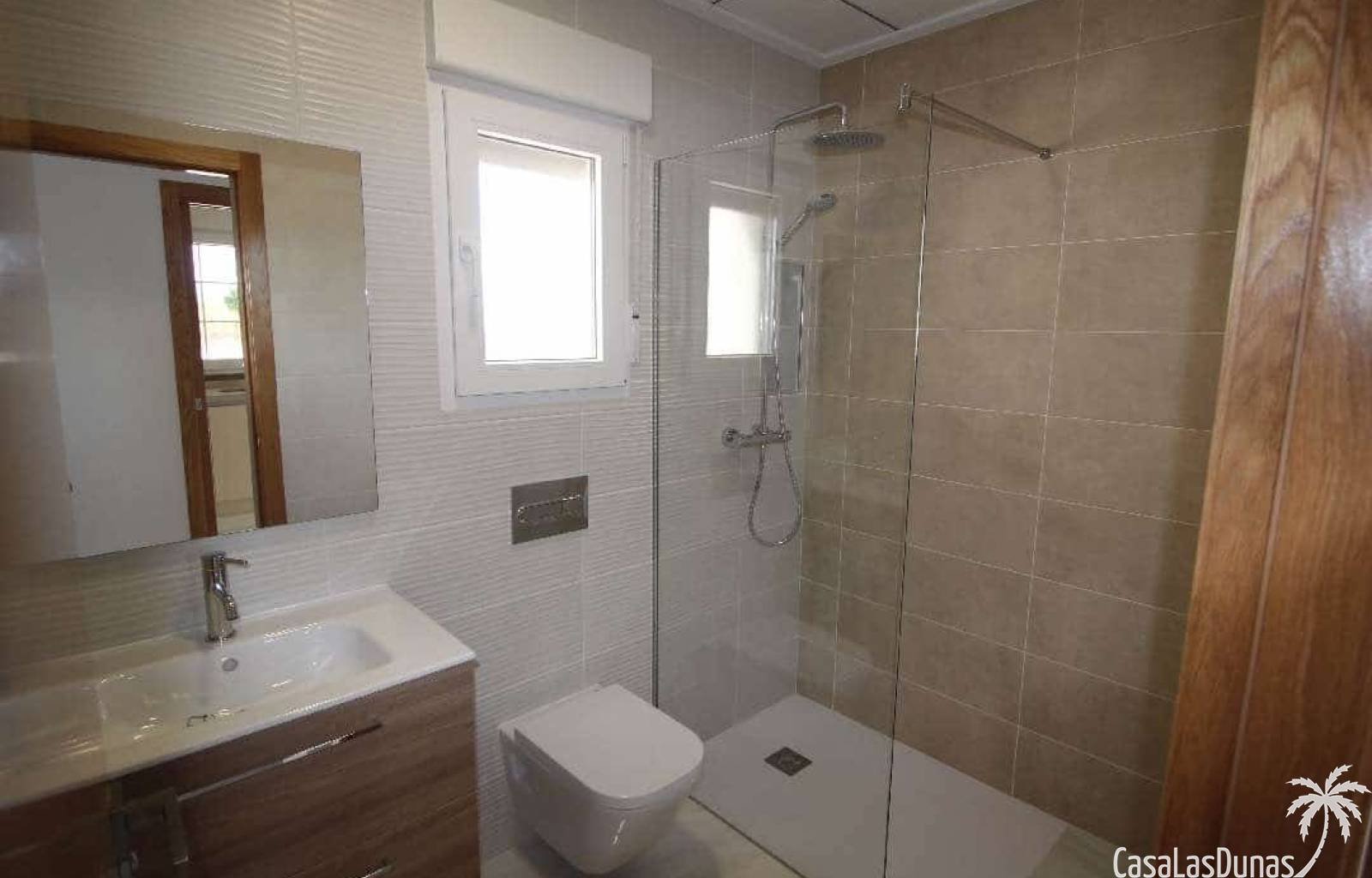 Bauen Sie Ihre eigene Traumvilla in Pinoso ! Es besteht die Möglichkeit, zwischen einem traditionellen Baustil und einem modernen Stil zu wählen. Das