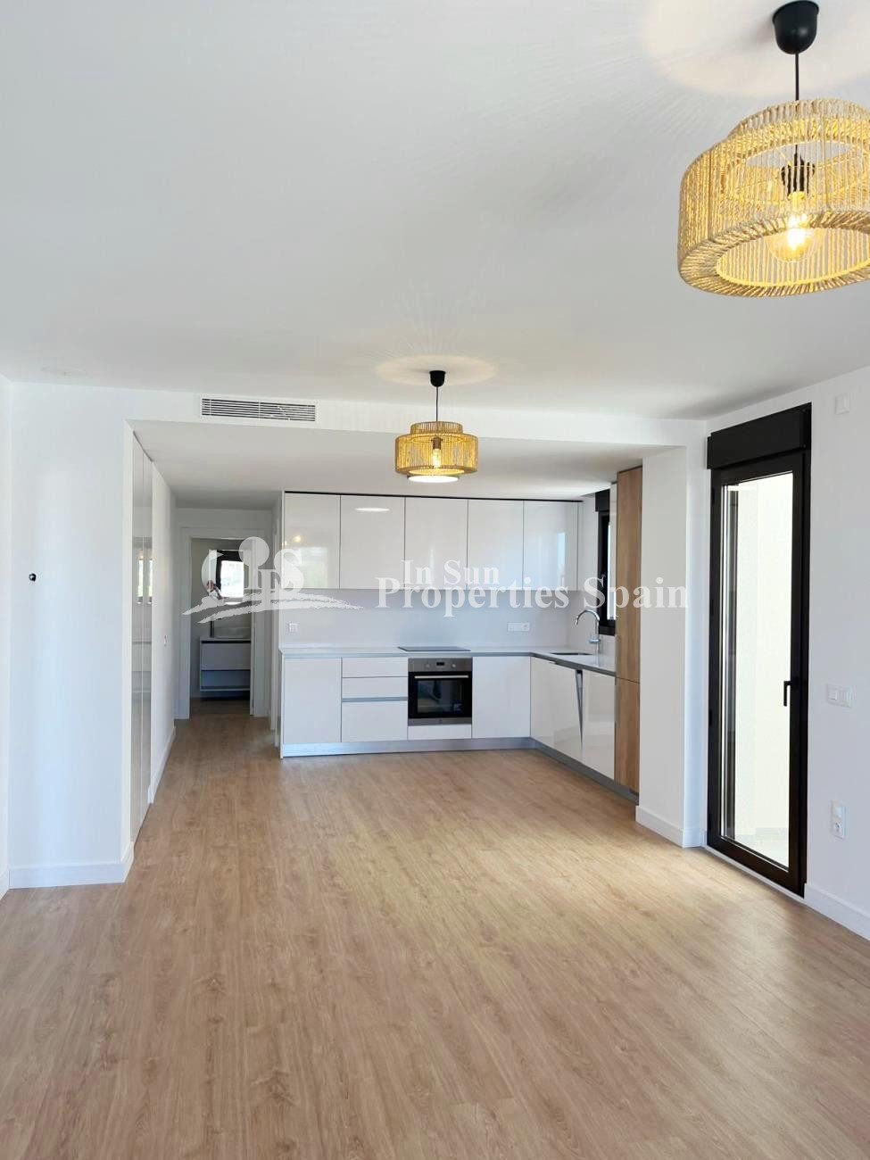  Brandneues Penthouse mit privatem Solarium in Villamartín, PAU 8 Orihuela Costa.  Entdecken Sie diese dritte Etage Penthouse mit Aufzug, in der belie