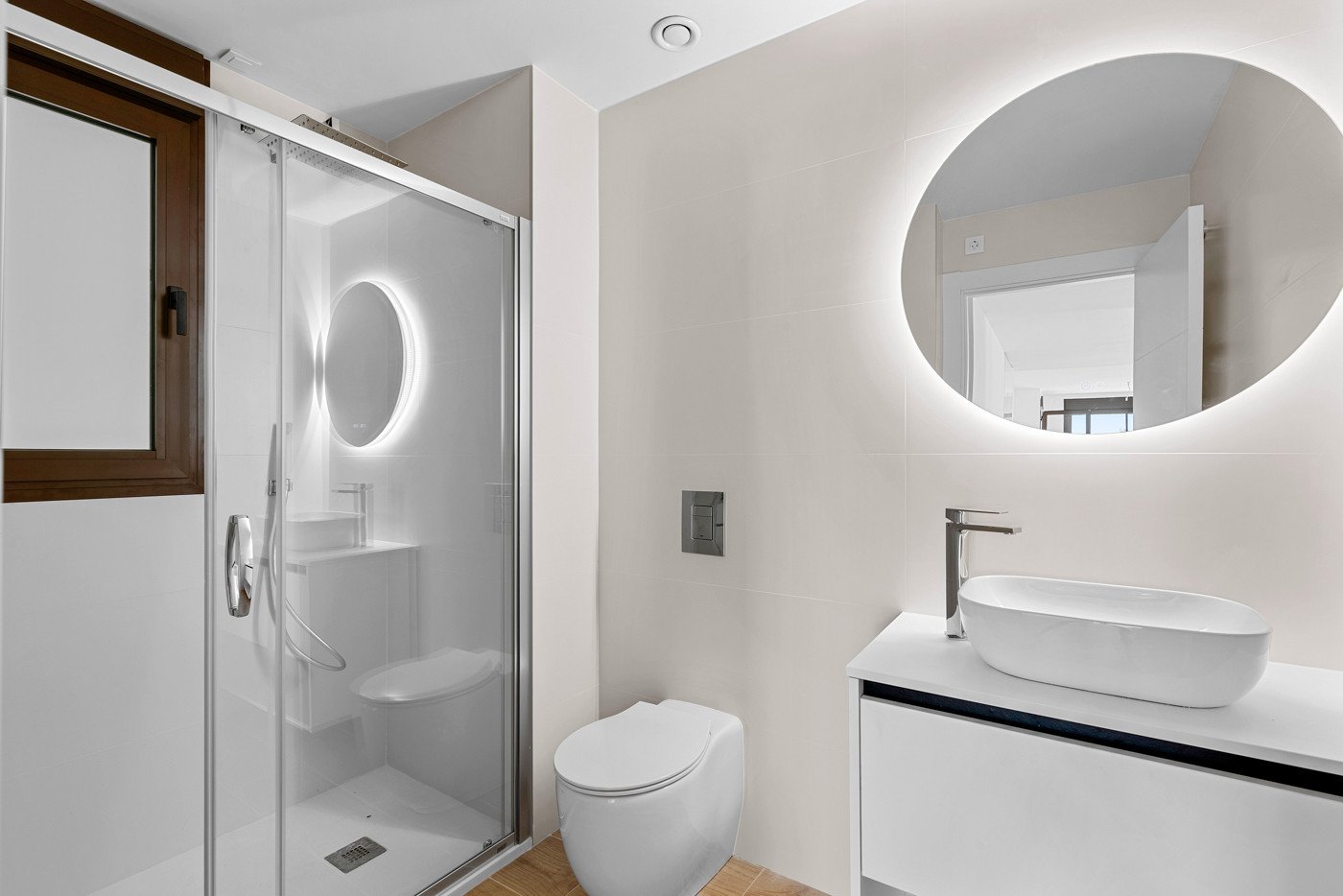  Brandneues Penthouse mit privatem Solarium in Villamartín, PAU 8 Orihuela Costa.  Entdecken Sie diese dritte Etage Penthouse mit Aufzug, in der belie