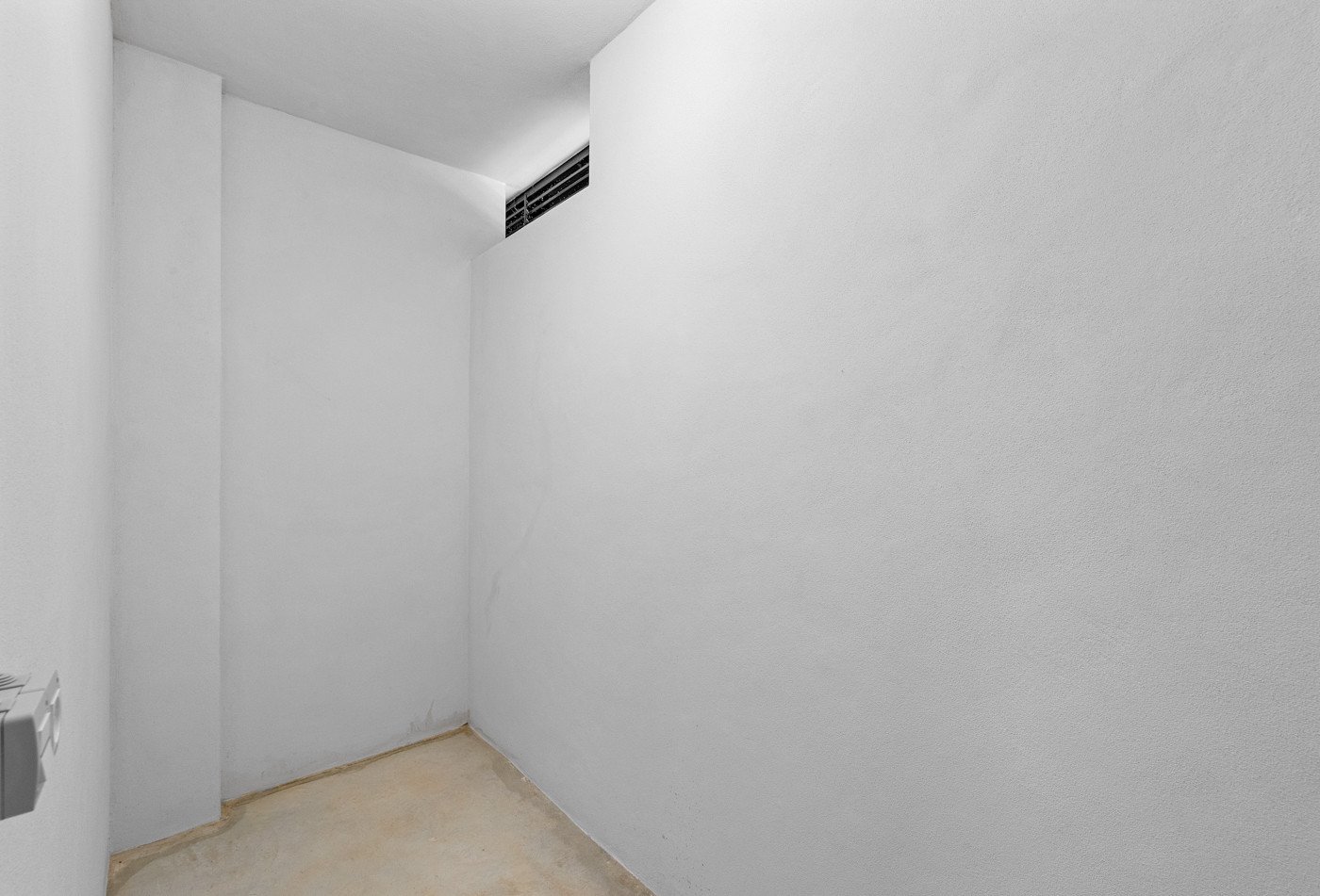  Brandneues Penthouse mit privatem Solarium in Villamartín, PAU 8 Orihuela Costa.  Entdecken Sie diese dritte Etage Penthouse mit Aufzug, in der belie