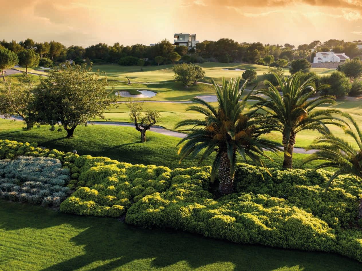  Brandneues Penthouse mit privatem Solarium in Villamartín, PAU 8 Orihuela Costa.  Entdecken Sie diese dritte Etage Penthouse mit Aufzug, in der belie