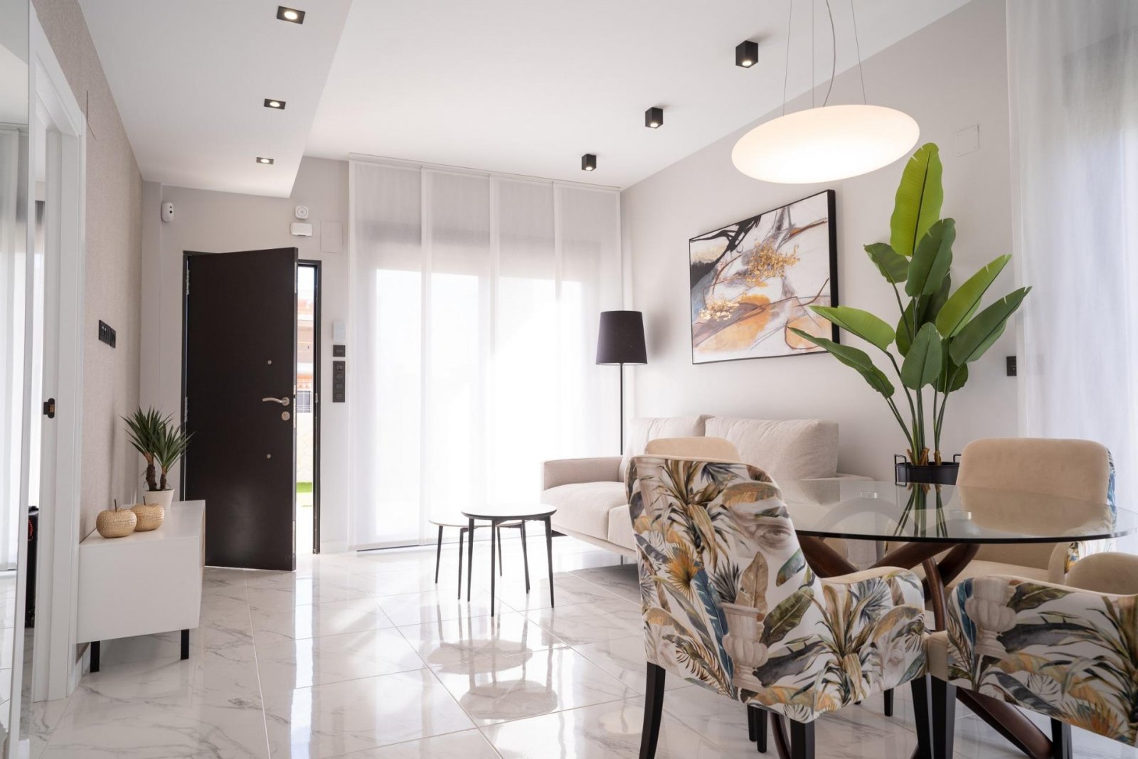  Bungalows aus neuer Konstruktion in Pilar de la Horadada&#13;&#13;
Moderne Häuser in Strandnähe&#13;&#13;
Entdecken Sie diese exklusive Neubausiedlun