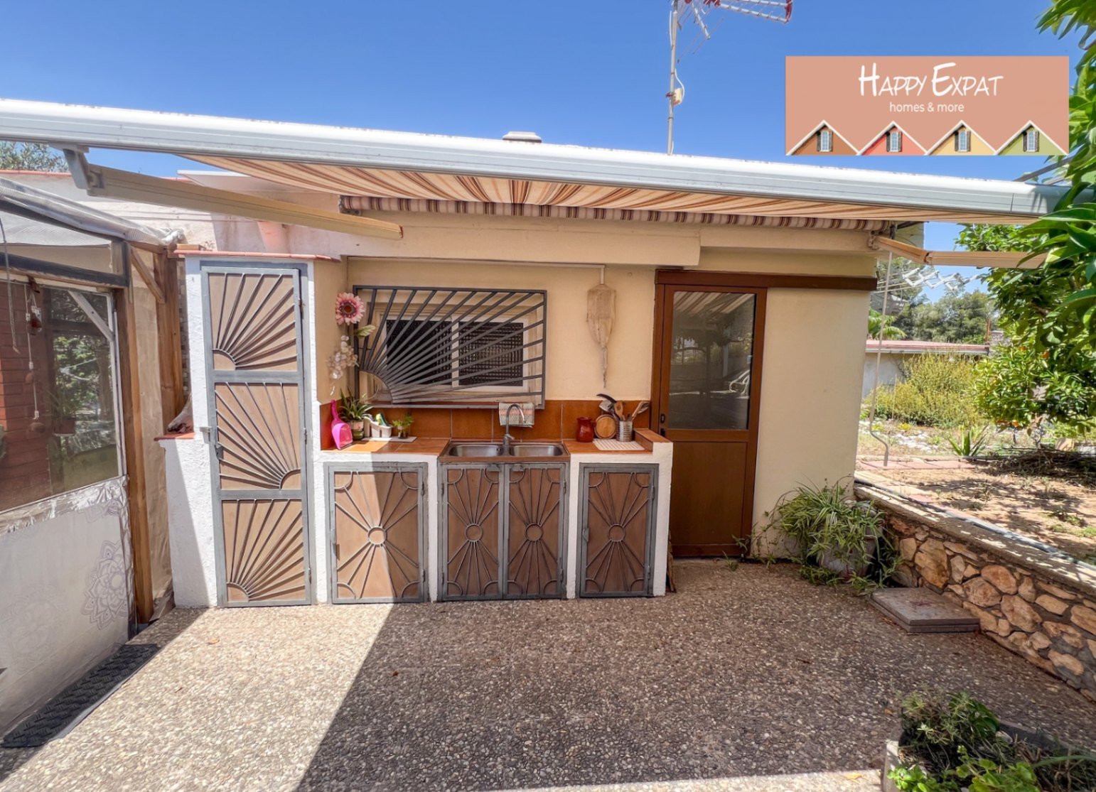 Für ein Paar oder eine alleinstehende Person, die das Leben in der Natur liebt und auf der Suche nach einem ganz besonderen und gemütlichen Ort ist, i