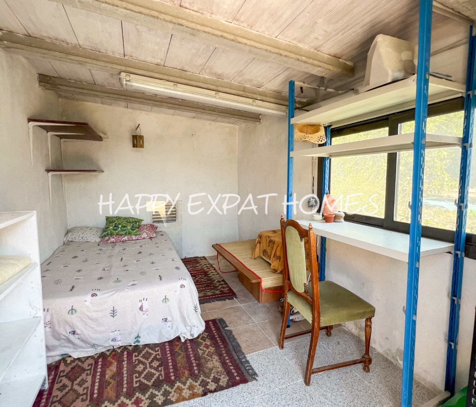 Für ein Paar oder eine alleinstehende Person, die das Leben in der Natur liebt und auf der Suche nach einem ganz besonderen und gemütlichen Ort ist, i