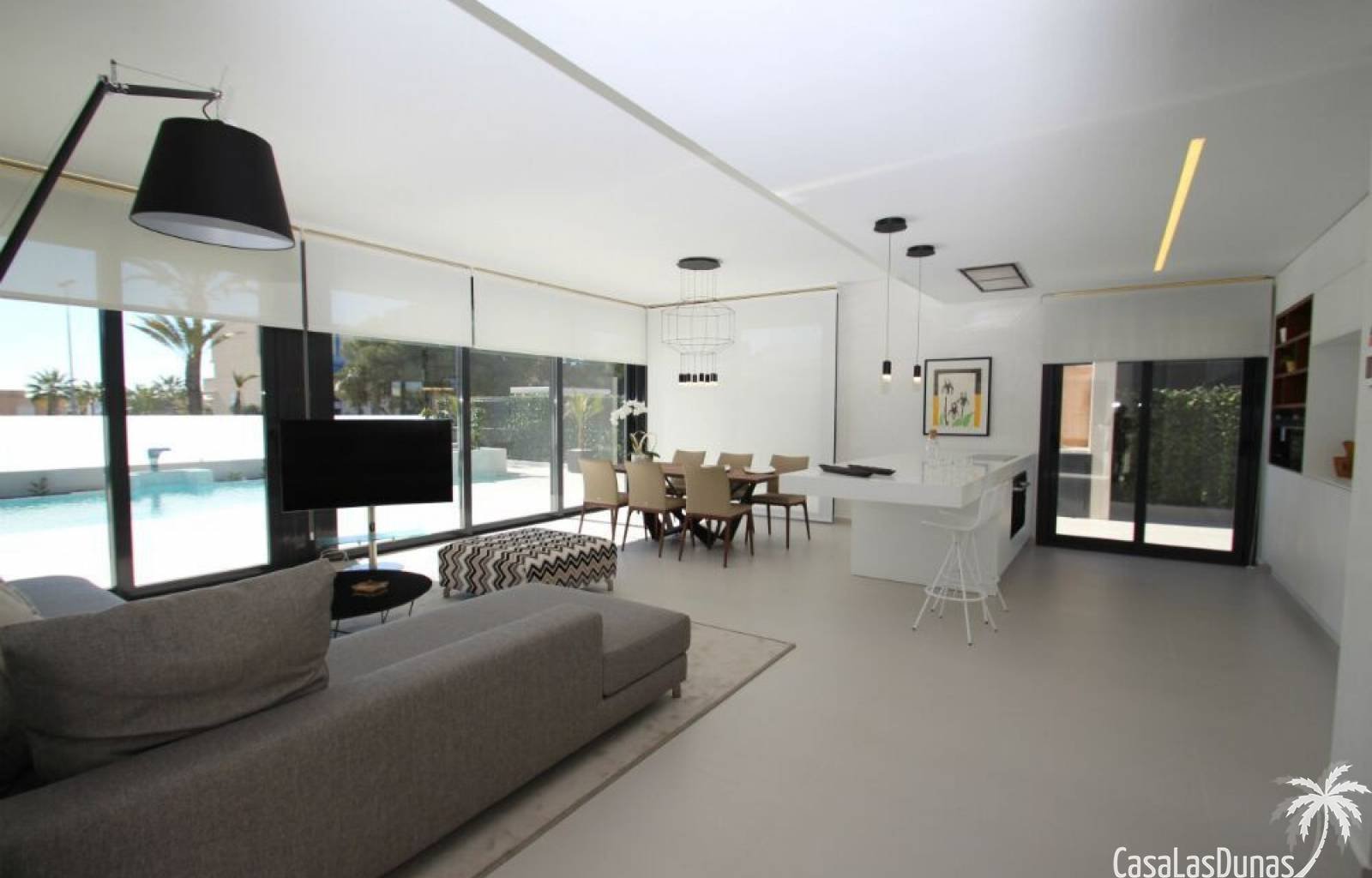  Eine Traumvilla in Traumlage! So viel Platz drinnen und draußen wird Sie überraschen. In diesem exklusiven Wohnprojekt mit großen, strandnahen Grunds