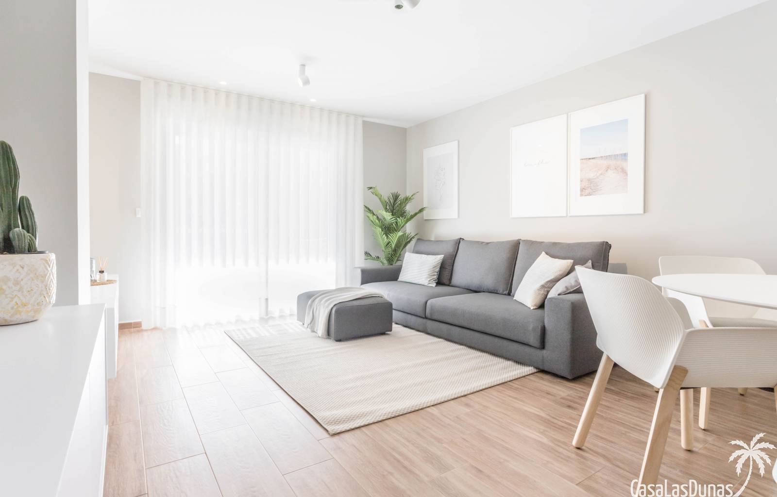  Dieses wunderschöne Projekt ist Teil von 4 verschiedenen Modellen von Apartments in erster Meereslinie in der Nähe von Puerto Deportivo Tomas Maestre