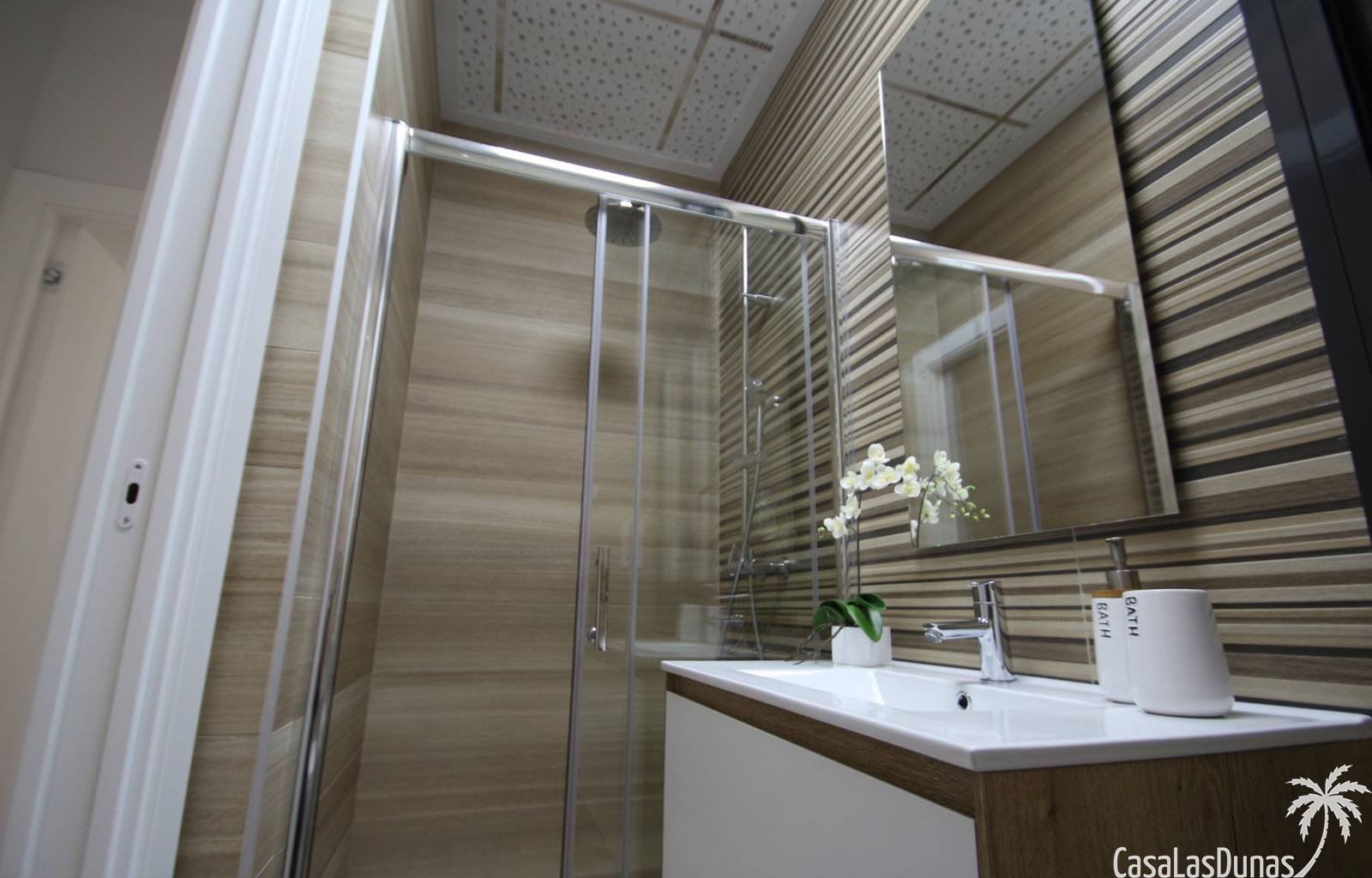  Einmalige Gelegenheit, nur 600 Meter vom Strand und dem Zentrum entfernt, Penthouse mit 2 Schlafzimmern! Eine solche Gelegenheit ist an diesem Stando