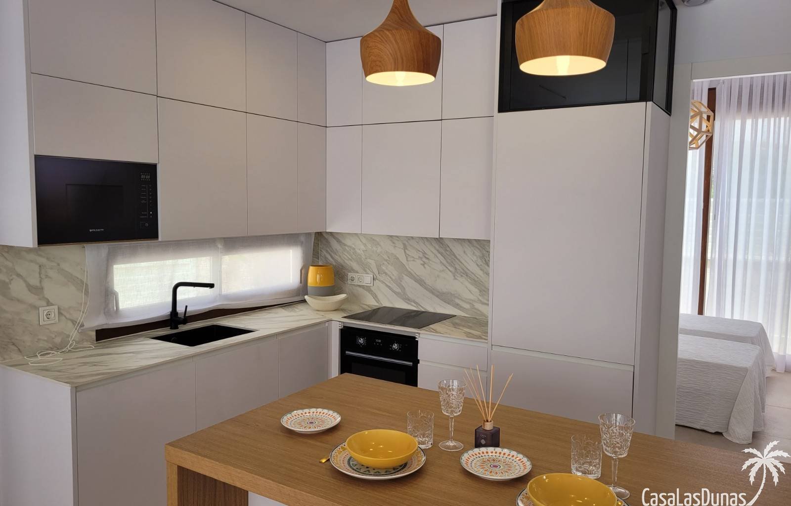  In dieser wunderschönen Villa am Strand atmen Sie das Meer, die Wärme, aber vor allem die Fantasie und Ruhe. Es ist nur 200 Meter (!) von einem wunde