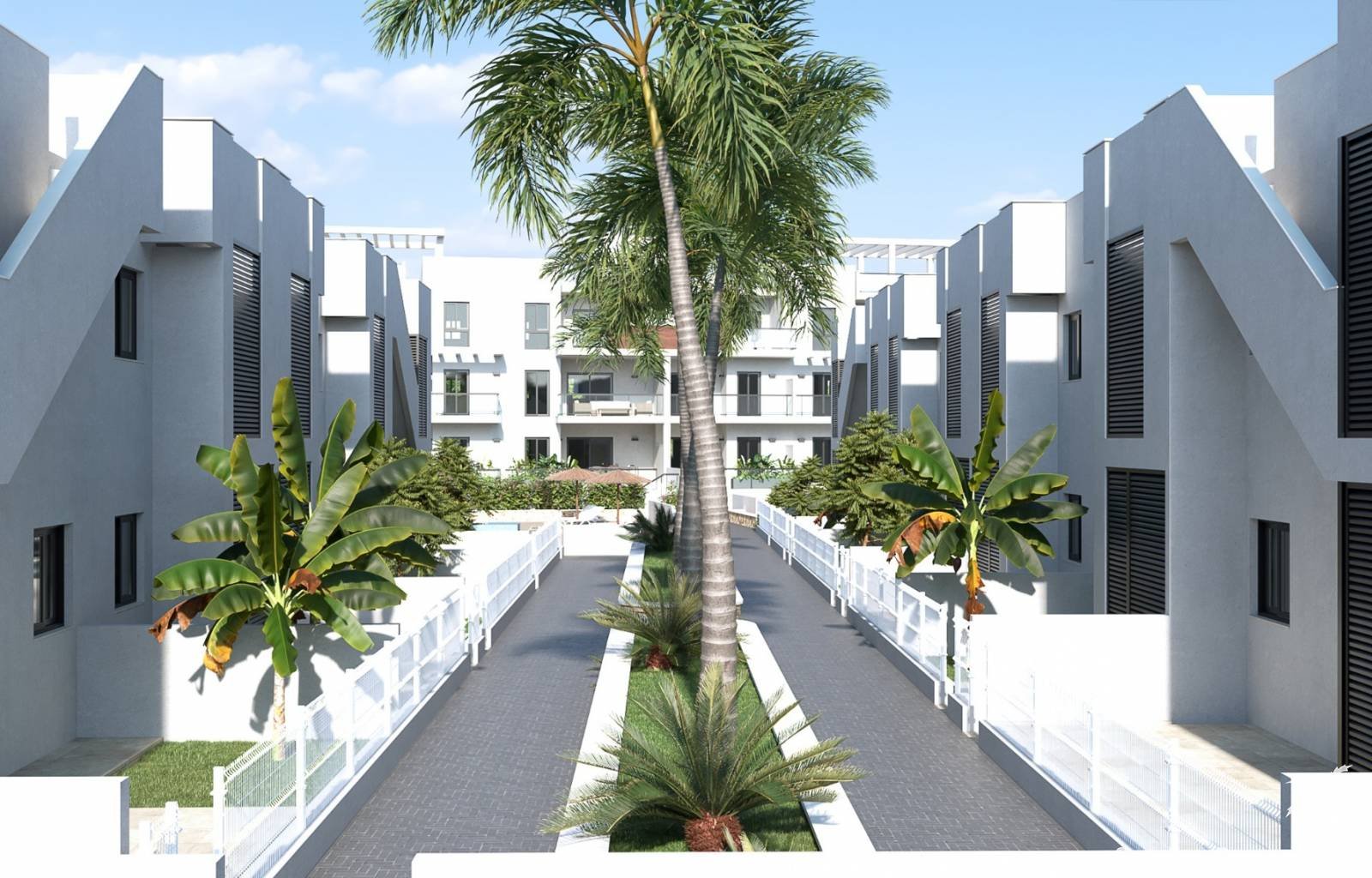  Dieser prächtige Komplex liegt nur 50 Meter von einem der schönsten Strände des Mittelmeers, dem Strand Las Higuericas, in Torre de la Horadada entfe