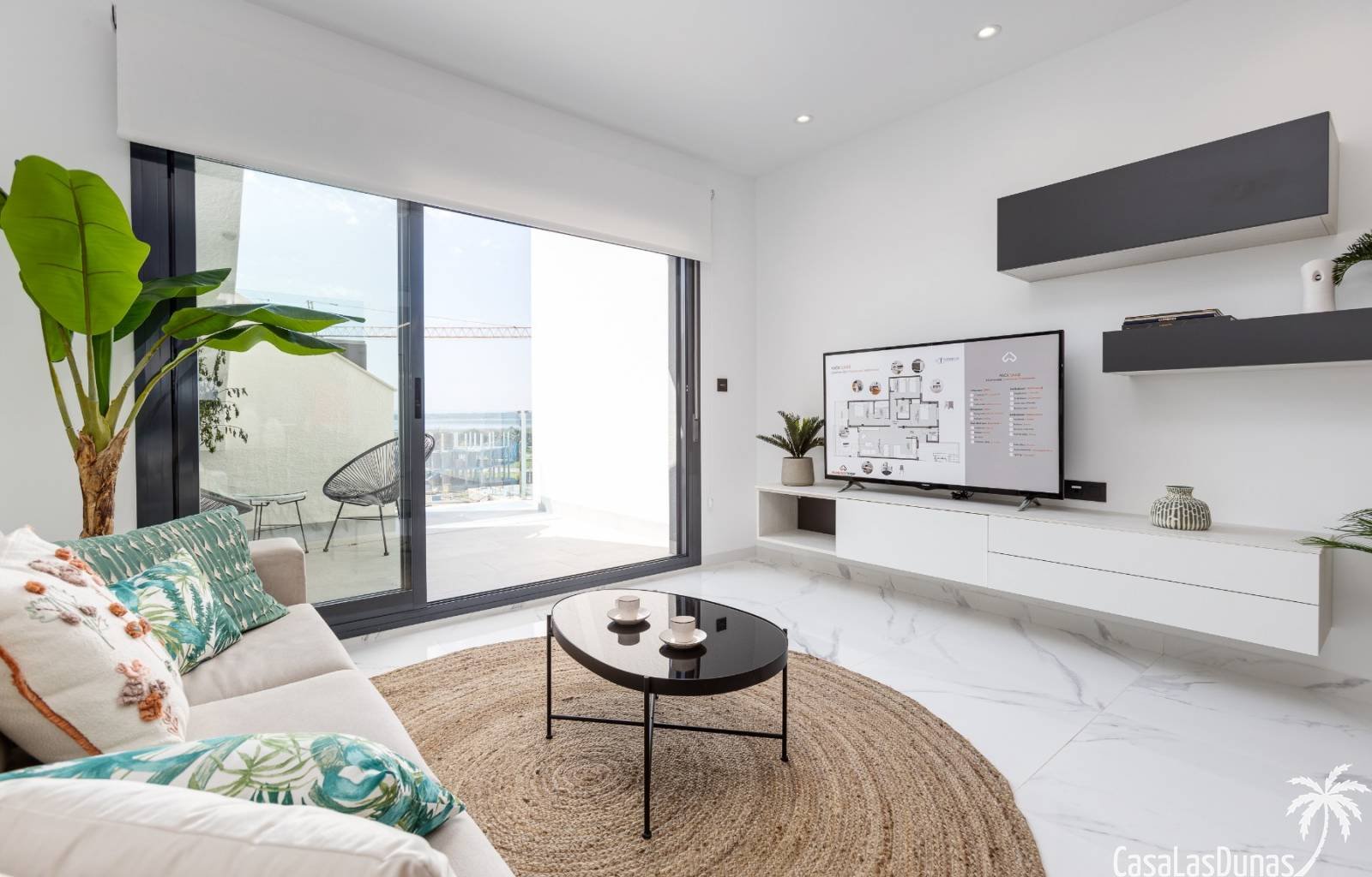  Oasis Beach XV ist ein Komplex von 130 Apartments, die die Wahl zwischen zwei oder drei Schlafzimmern und zwei Badezimmern haben, die um eine große G