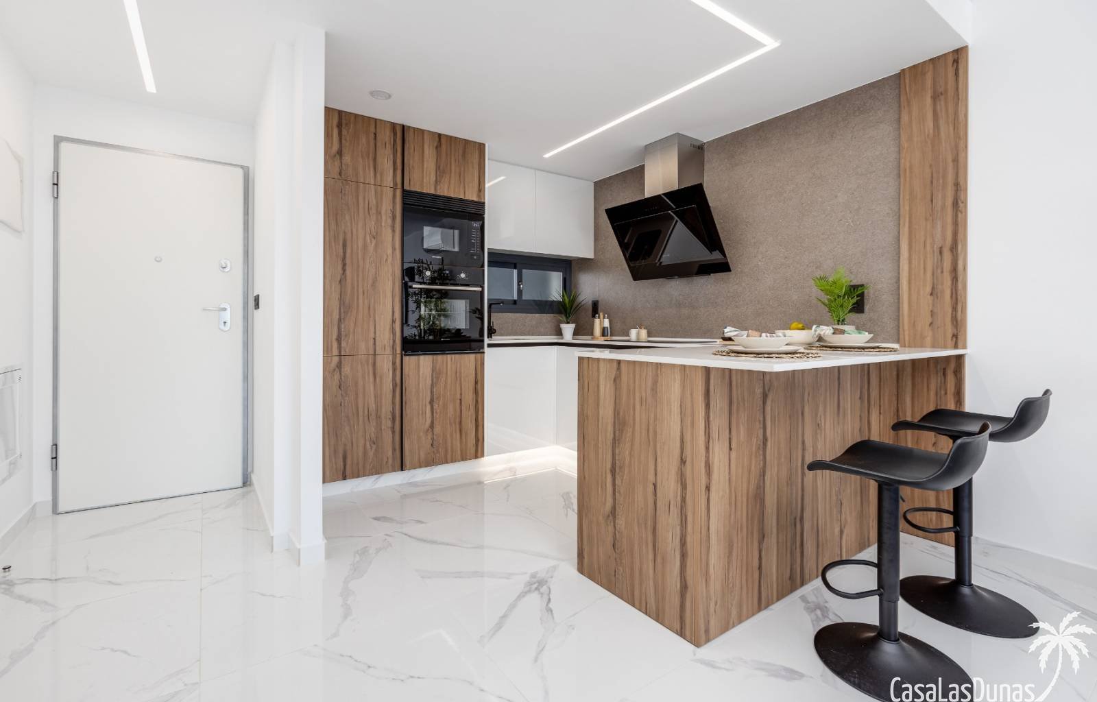  Oasis Beach XV ist ein Komplex von 130 Apartments, die die Wahl zwischen zwei oder drei Schlafzimmern und zwei Badezimmern haben, die um eine große G