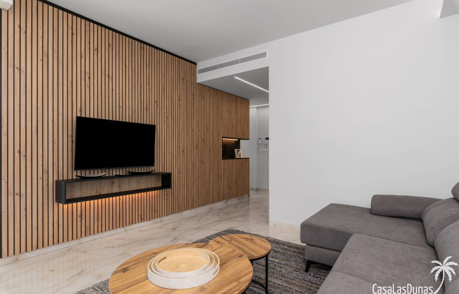  Diese wunderschönen Villen sind mit drei oder vier Schlafzimmern und zwei oder drei Badezimmern verfügbar. Die Oasis-Villen sind auf großen privaten 