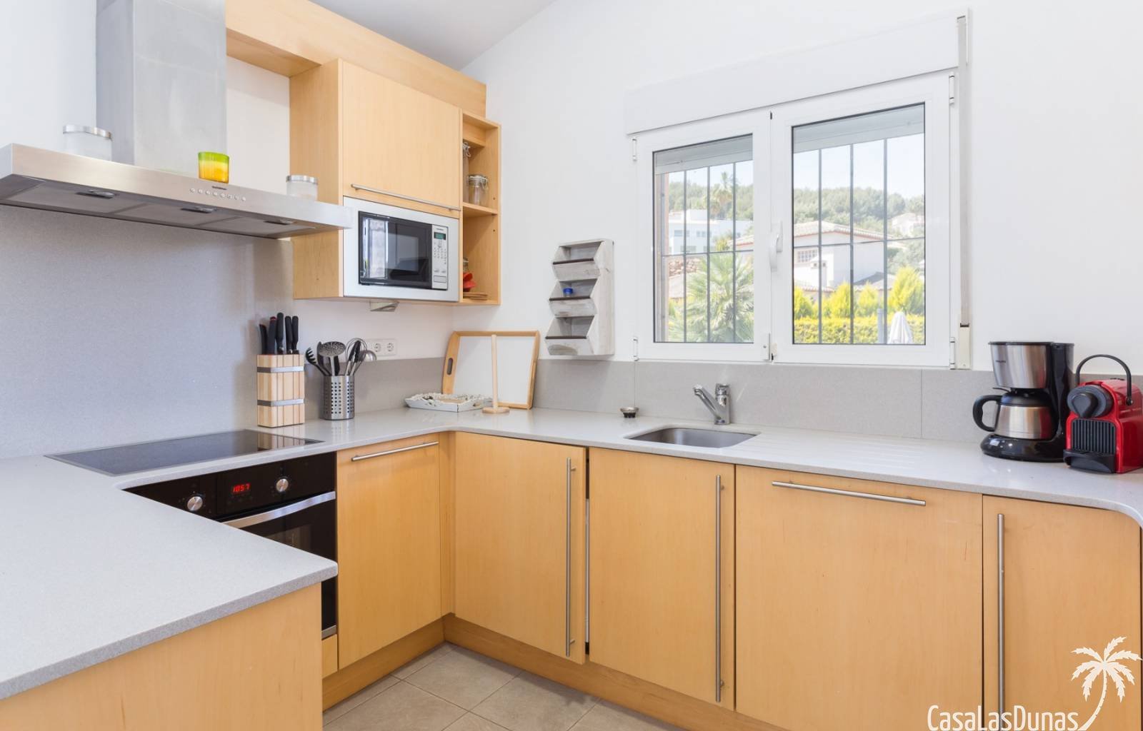  Diese wunderschöne Villa liegt auf der Südseite des Berges La Sella und ist ideal für diejenigen, die einen erholsamen und ruhigen Urlaub verbringen 