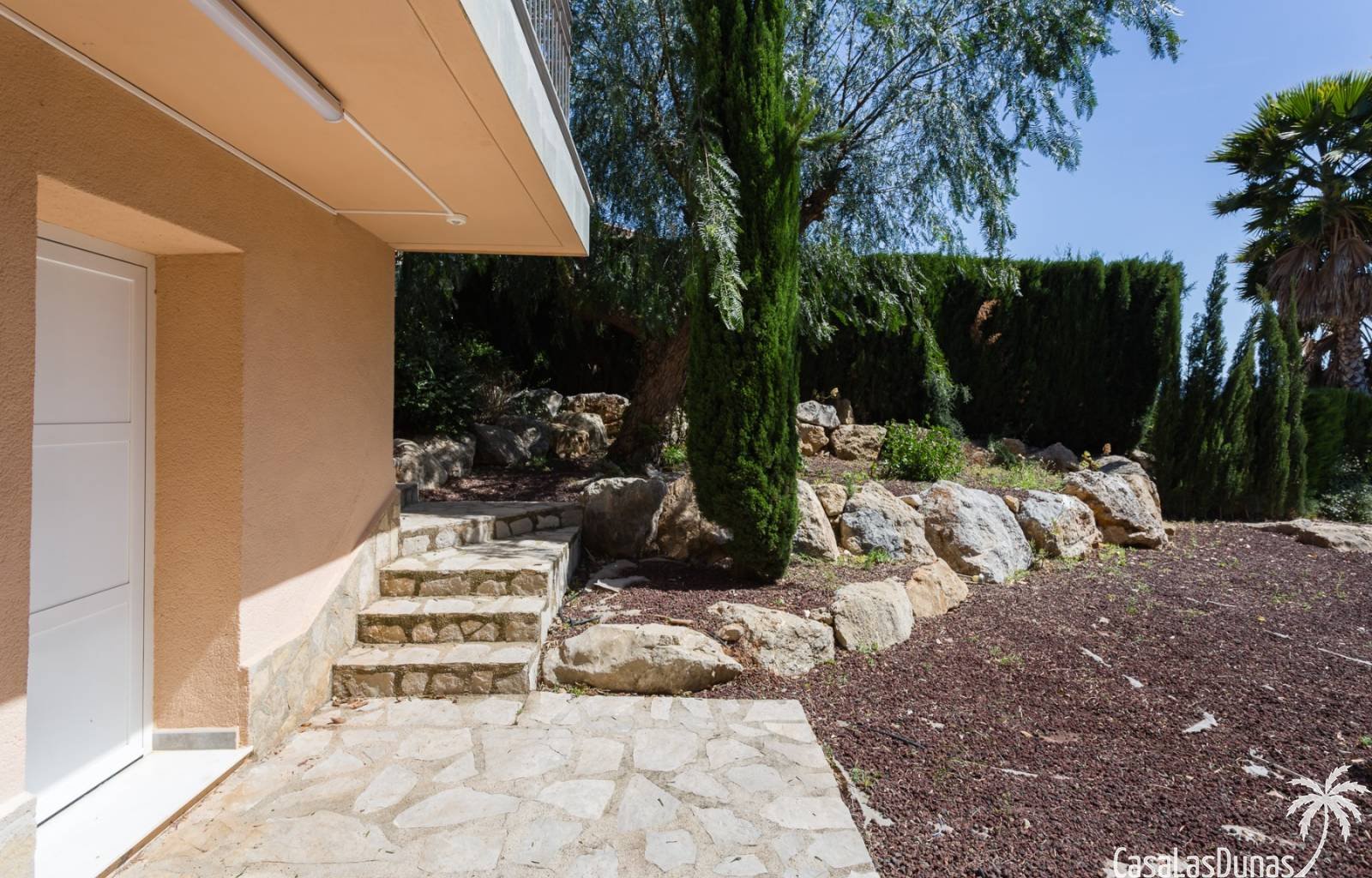  Diese wunderschöne Villa liegt auf der Südseite des Berges La Sella und ist ideal für diejenigen, die einen erholsamen und ruhigen Urlaub verbringen 