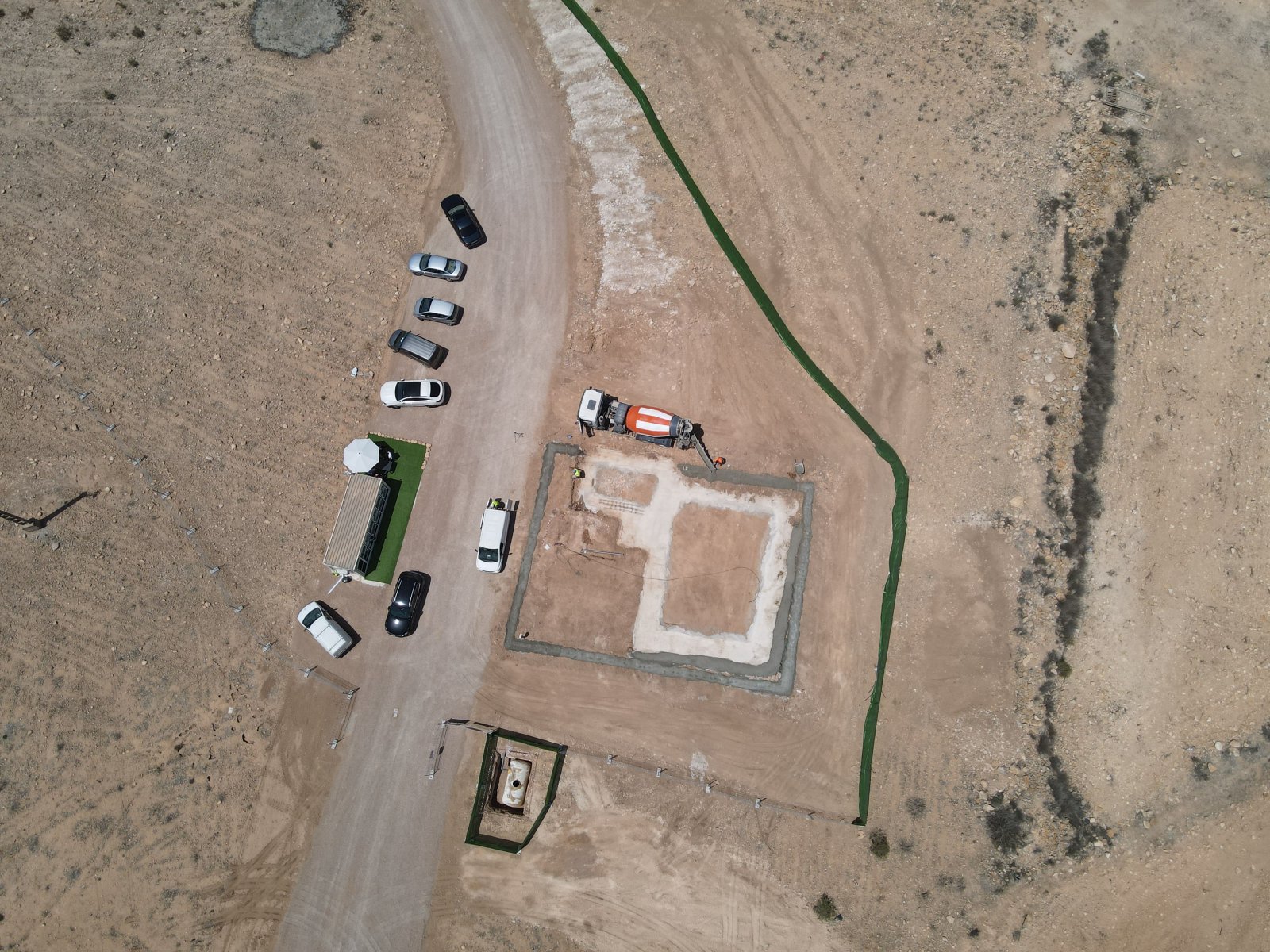  In der charmanten Ortschaft Fuente Álamo gelegen, bietet dieser Wohnkomplex eine Vielzahl von Typologien, um unterschiedliche Bedürfnisse und Lebenss