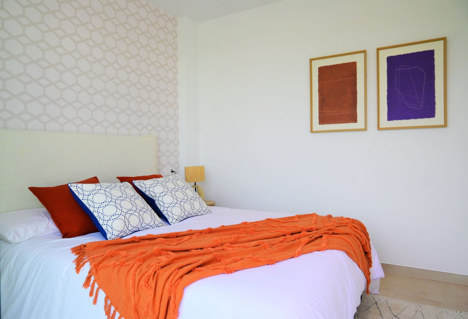  Diese exklusive Sammlung von Häusern befindet sich in der charmanten Stadt Dolores und bietet einen außergewöhnlichen Lebensstil in einer ruhigen und