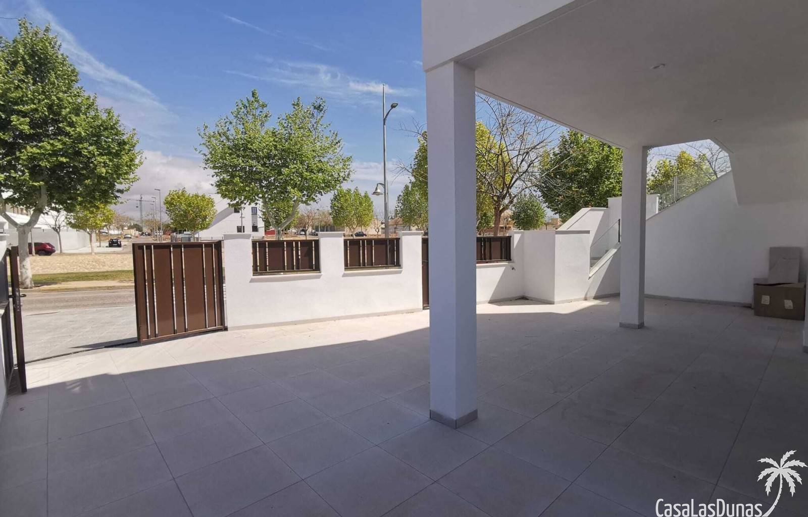  In Pilar de la Horadada entsteht ein wunderschöner Komplex aus Wohnungen und Villen. Die erste Phase ist fast ausverkauft, aber in Phase 2 stehen wei