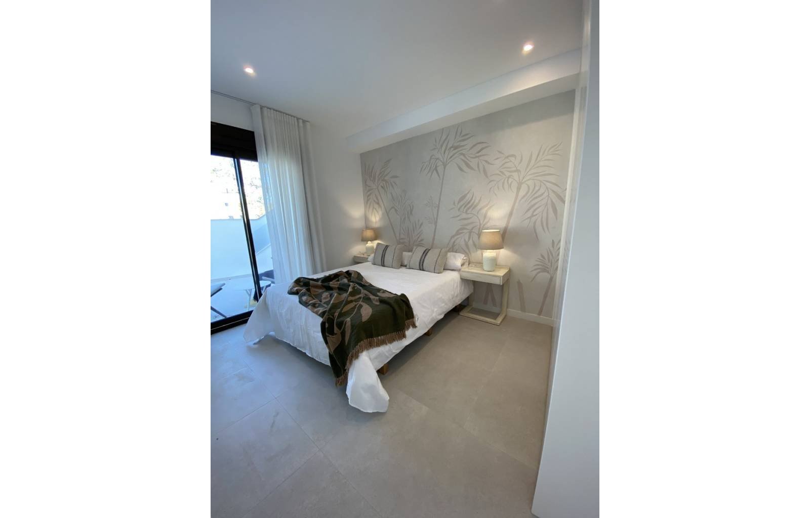  In Pilar de la Horadada entsteht ein wunderschöner Komplex aus Wohnungen und Villen. Die erste Phase ist fast ausverkauft, aber in Phase 2 stehen wei