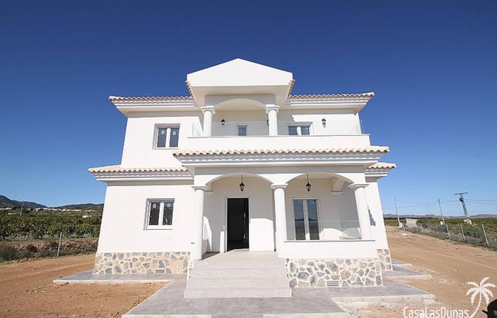  Bauen Sie Ihre eigene Traumvilla in Pinoso ! Es besteht die Möglichkeit, zwischen einem traditionellen Baustil und einem modernen Stil zu wählen. Das