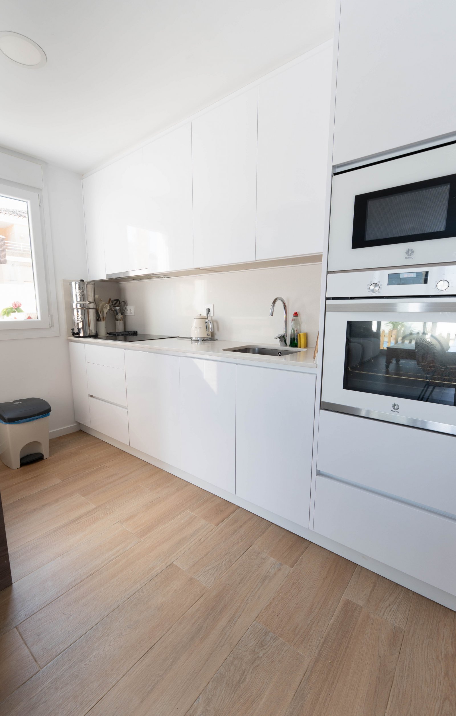  In der charmanten Region Murcia gelegen, bietet dieses unabhängige Anwesen eine ideale Umgebung für diejenigen, die ein exklusives und gut angebunden