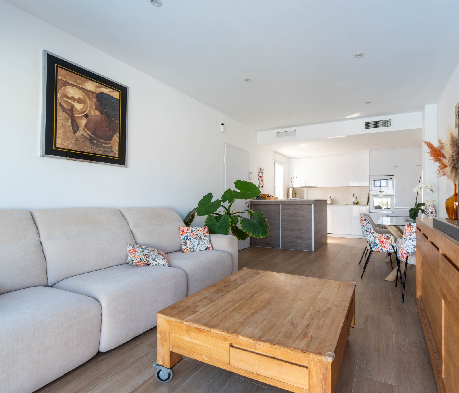  In der charmanten Region Murcia gelegen, bietet dieses unabhängige Anwesen eine ideale Umgebung für diejenigen, die ein exklusives und gut angebunden