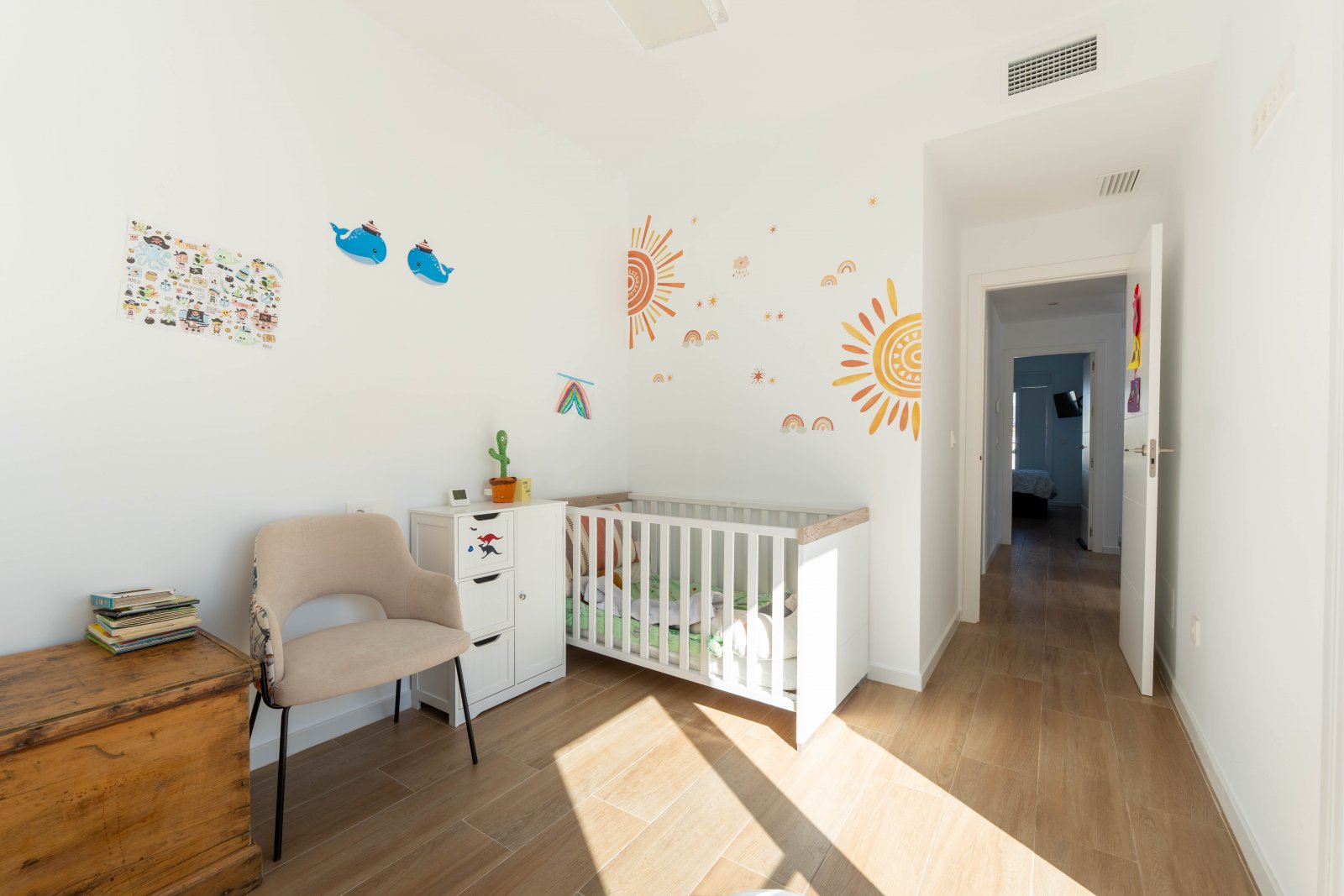  In der charmanten Region Murcia gelegen, bietet dieses unabhängige Anwesen eine ideale Umgebung für diejenigen, die ein exklusives und gut angebunden