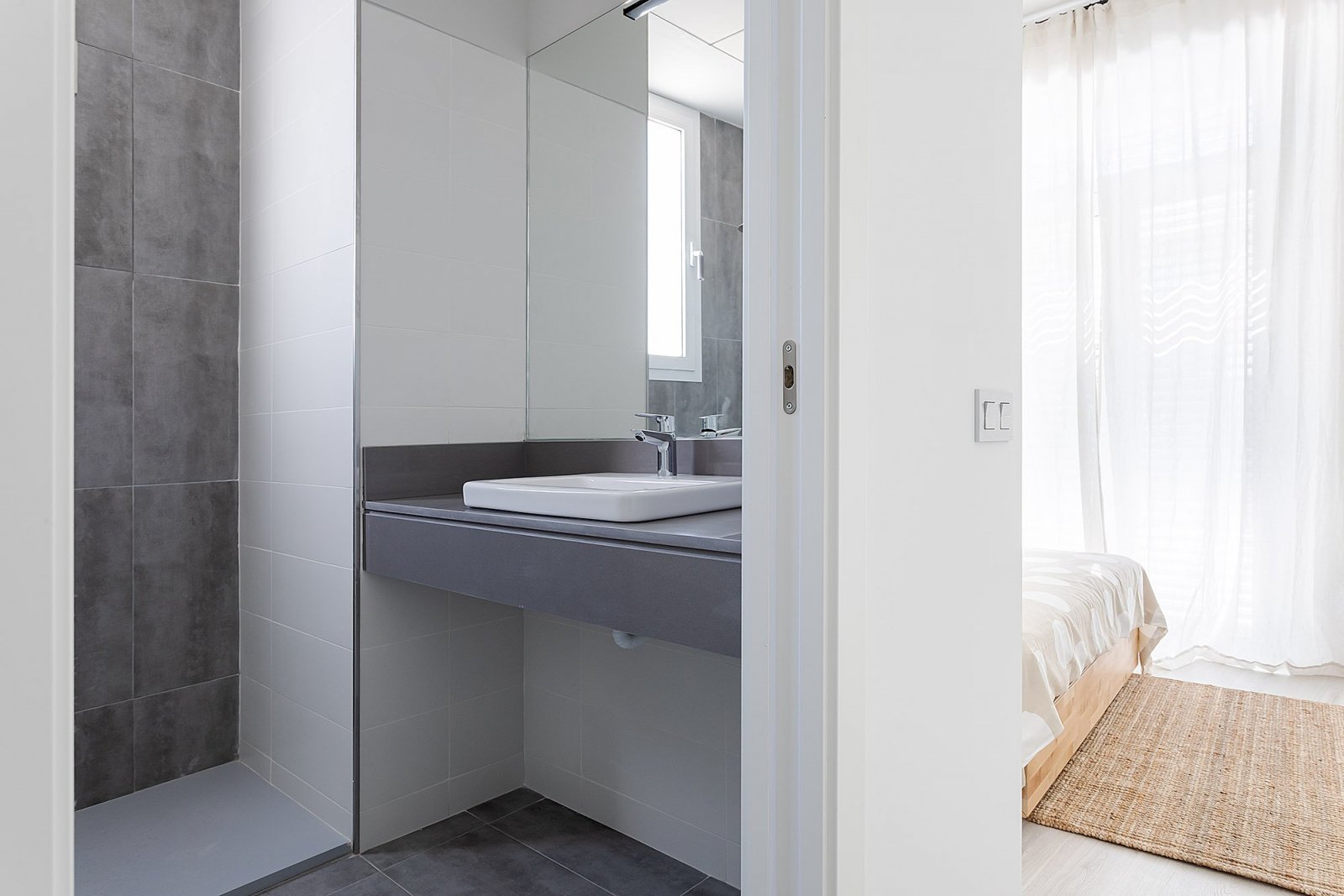  In der charmanten Stadt Vera gelegen, bietet diese Wohnanlage eine Vielzahl von Wohnmöglichkeiten, die unterschiedlichen Bedürfnissen und Lebensstile